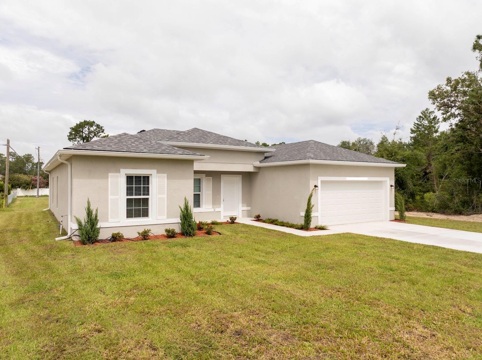 MARION OAKS UN 4 - Residential