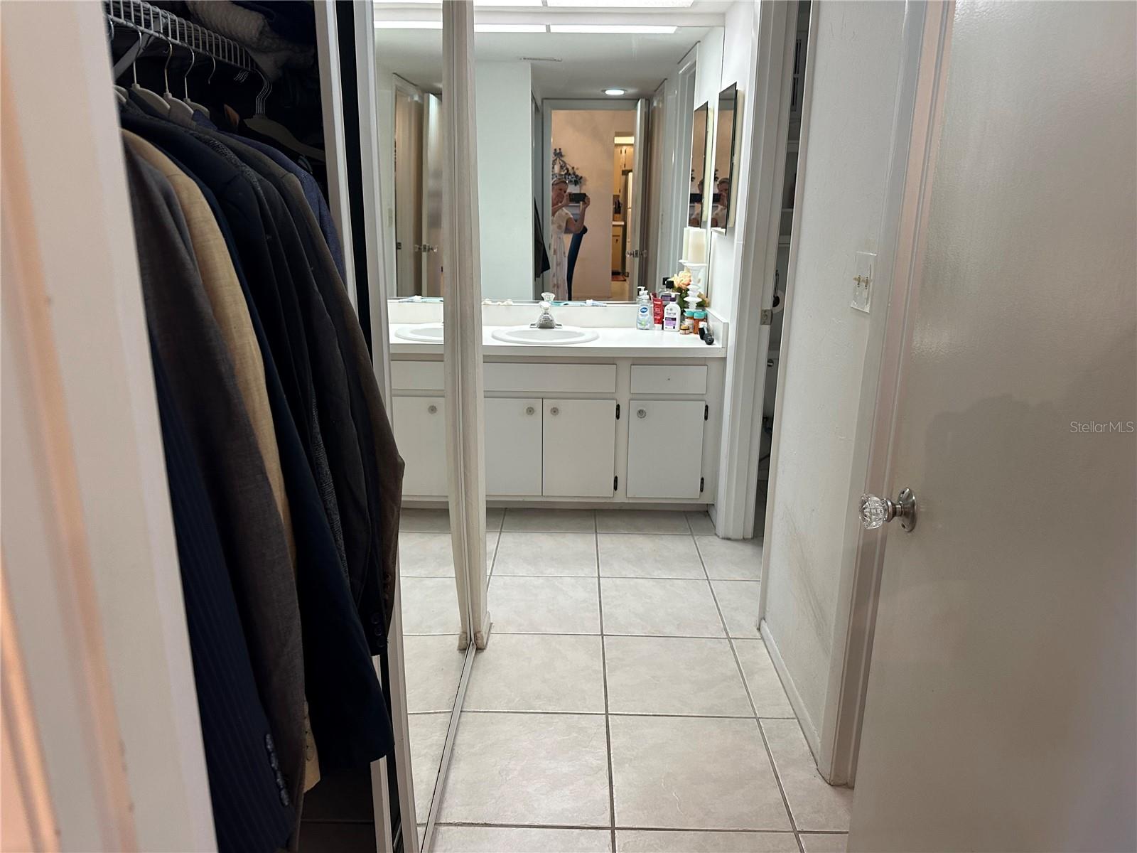 SANDPIPER APTS CONDO - BIRD BAY VILLAGE - Residential