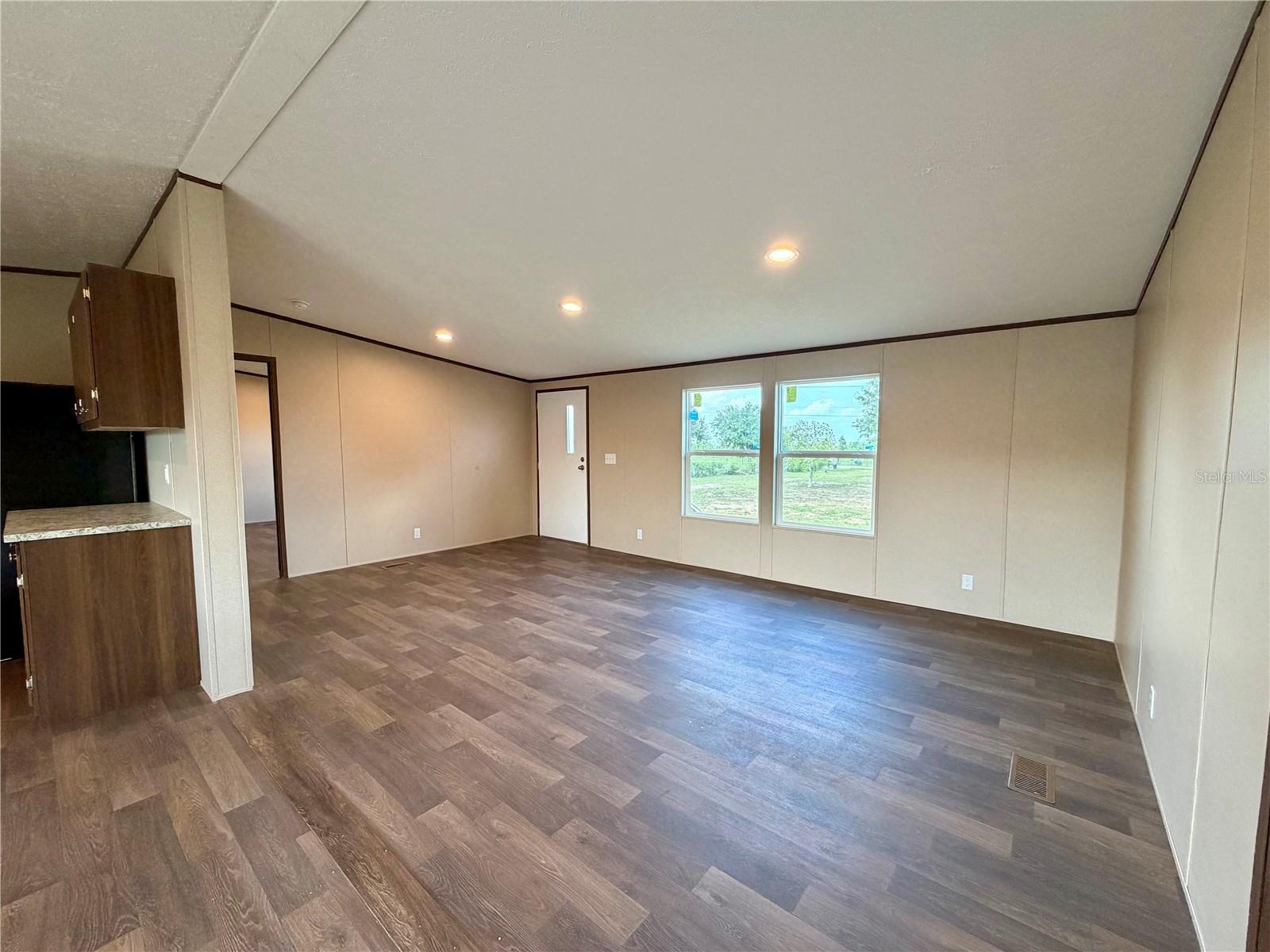 STARR LAKE DEV CO SUB - Residential Lease
