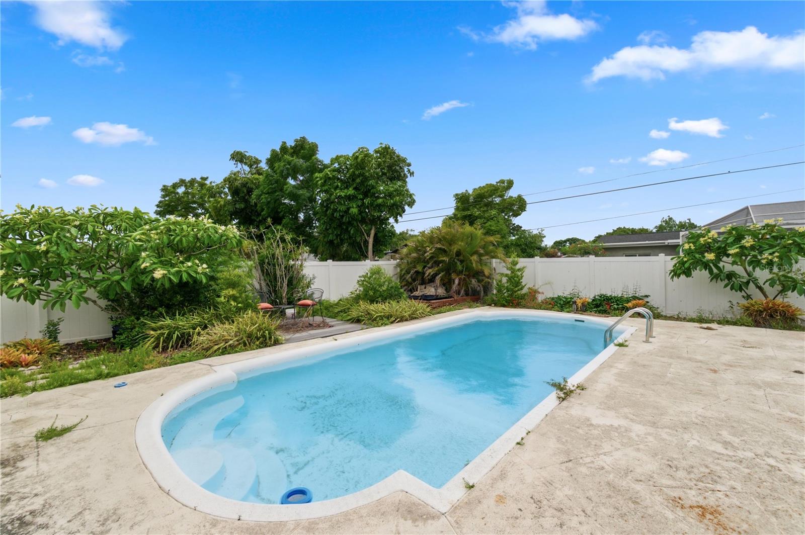 OAKHURST GROVES - Residential