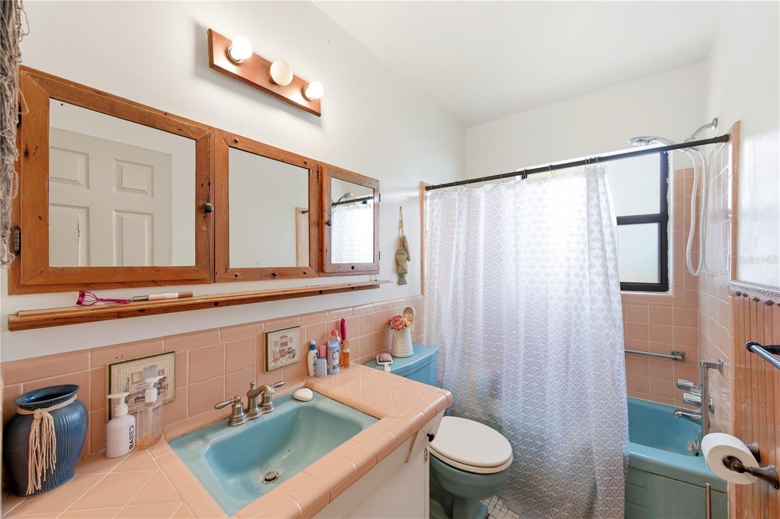 OAKHURST GROVES - Residential