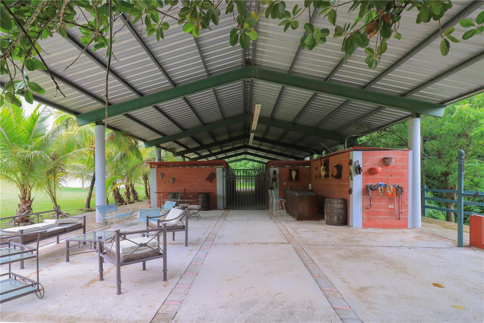 HACIENDA DON PEDRO - Residential