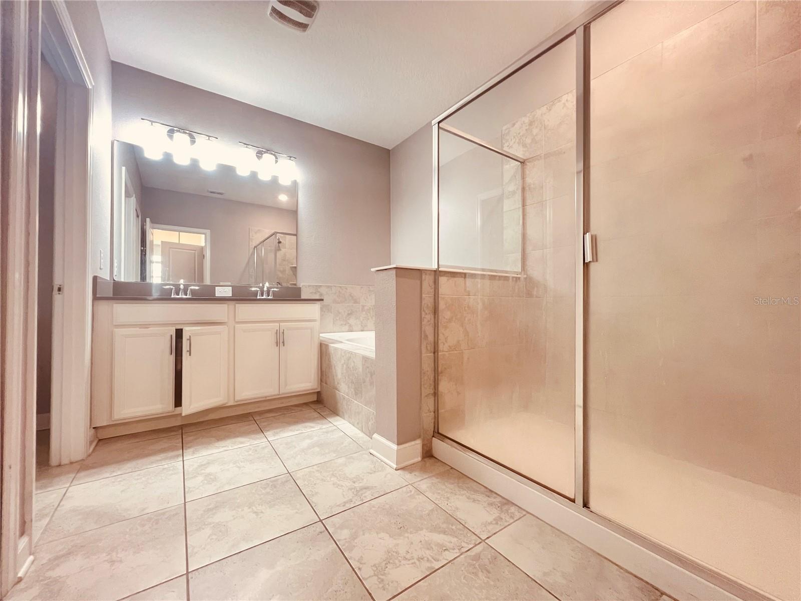STOREY LAKE TR K - Residential
