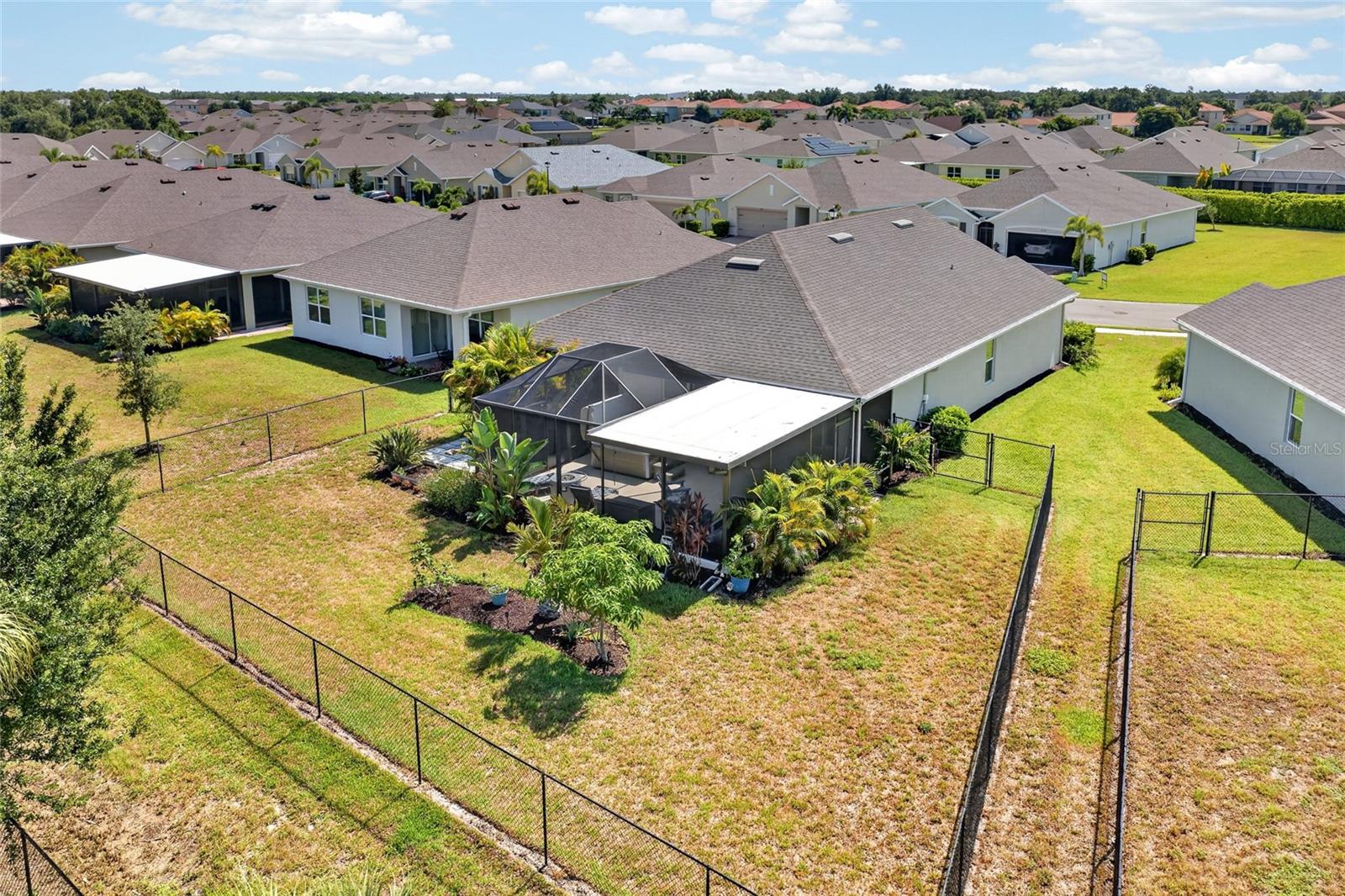 RIVER CLUB - Residential