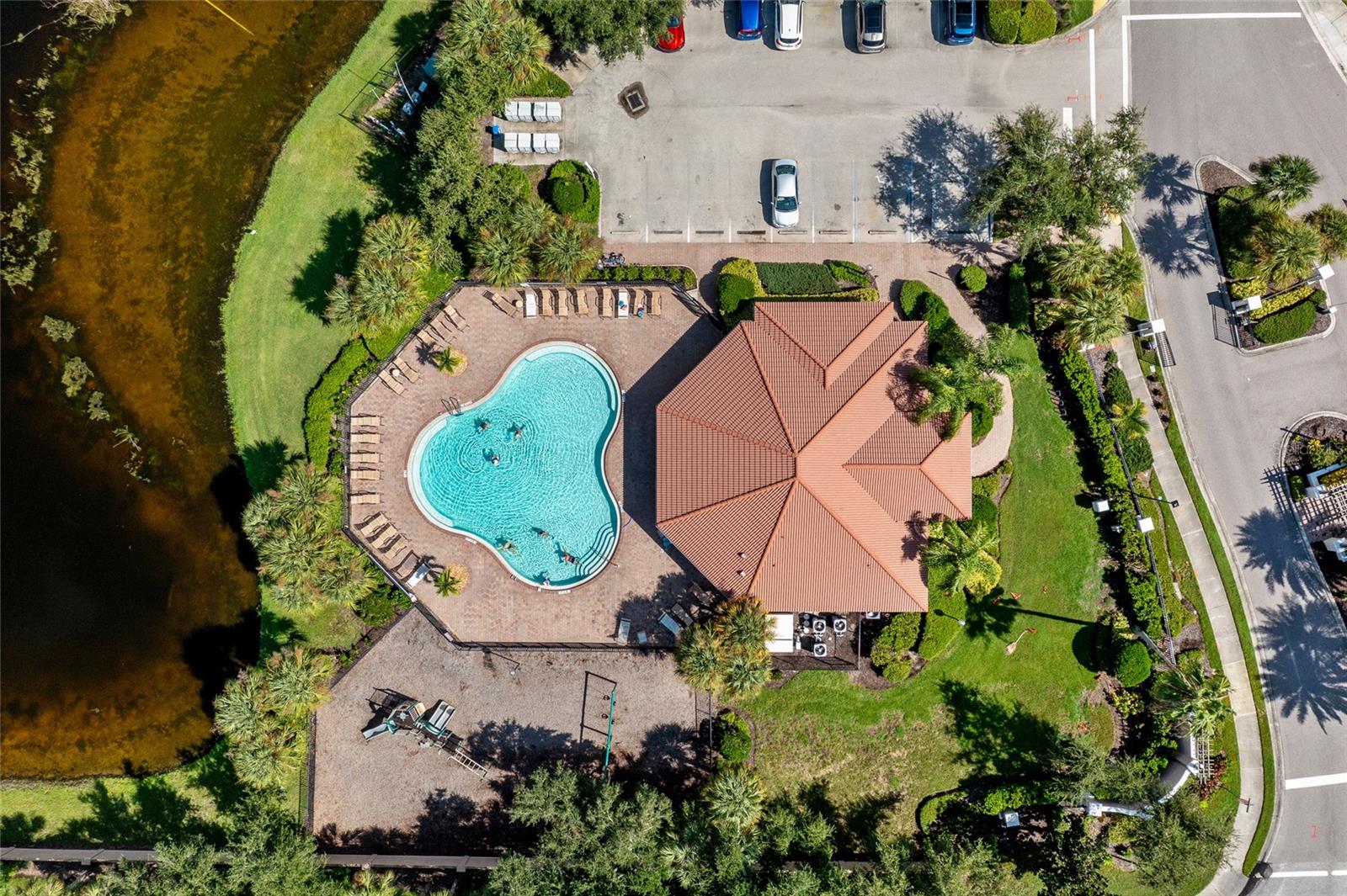 RIVER CLUB - Residential