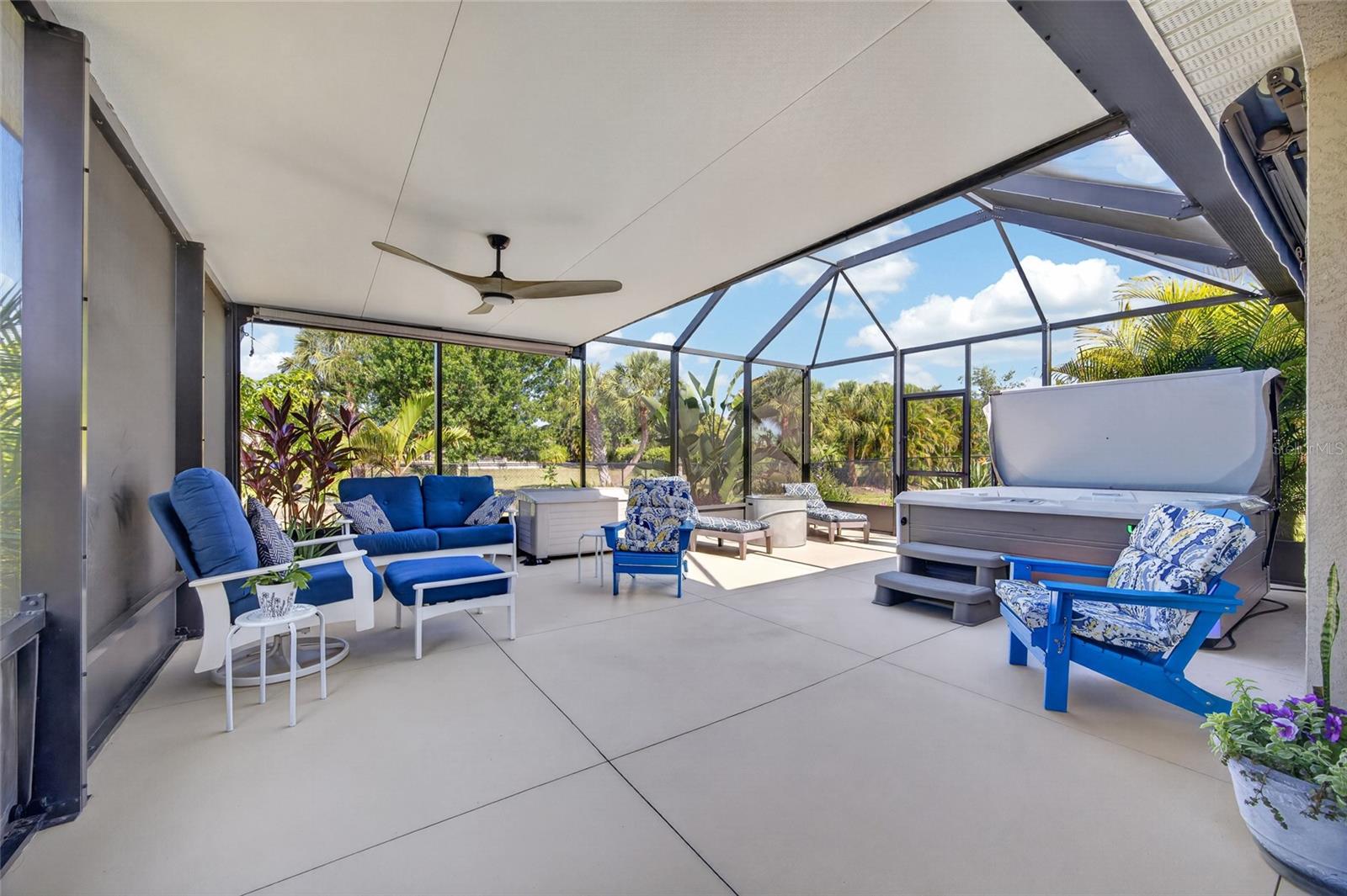 RIVER CLUB - Residential