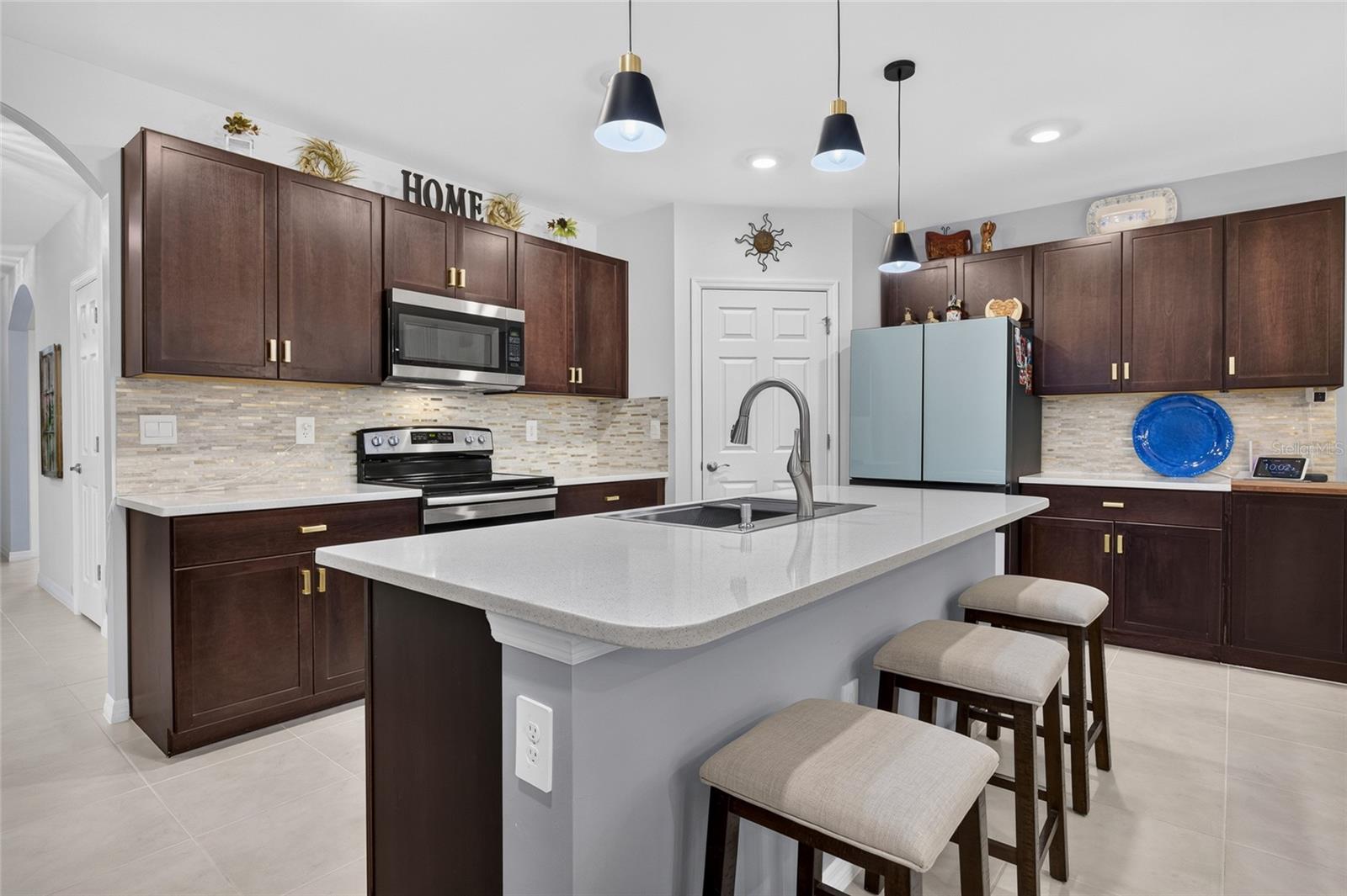 RIVER CLUB - Residential