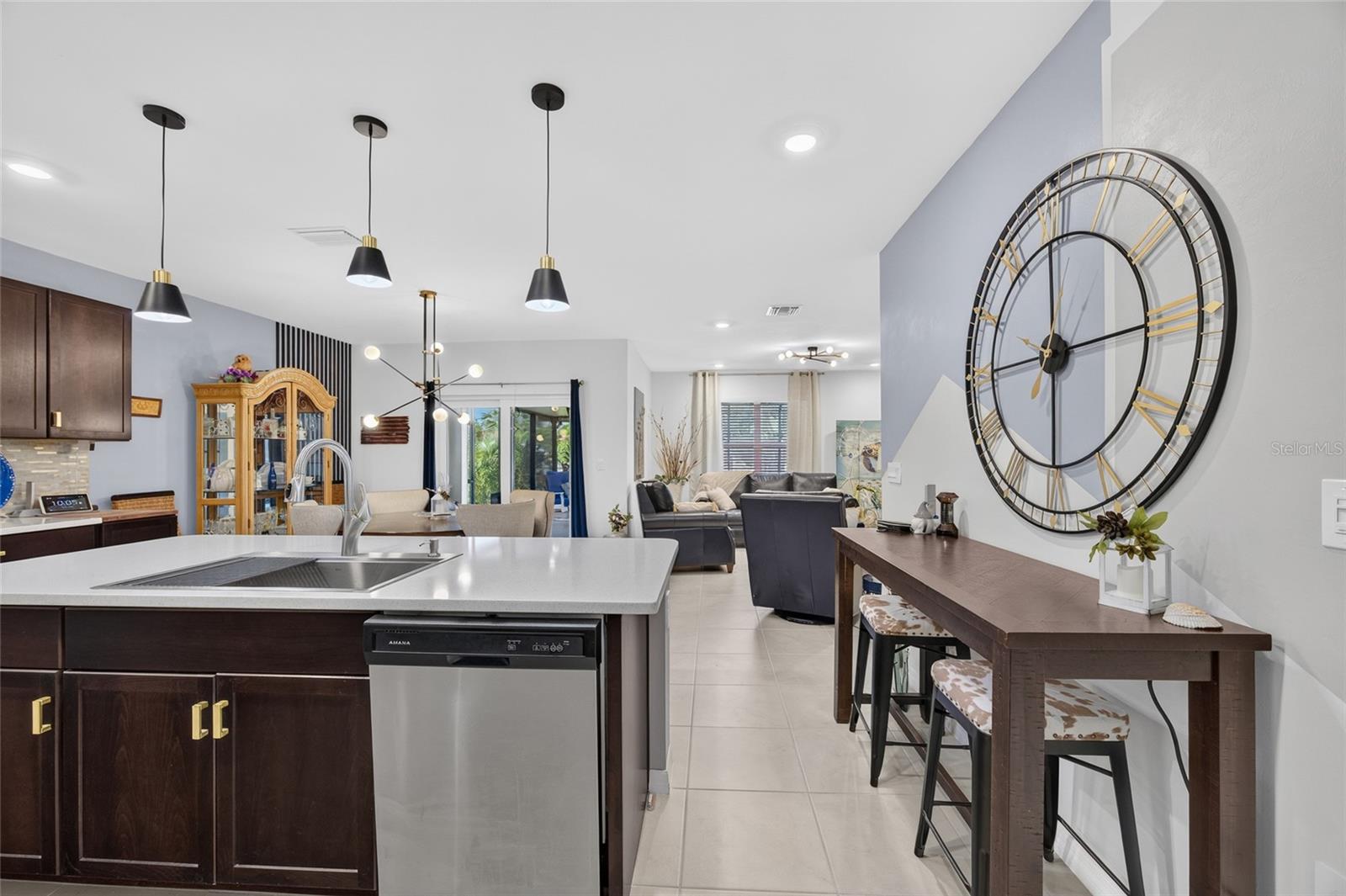 RIVER CLUB - Residential