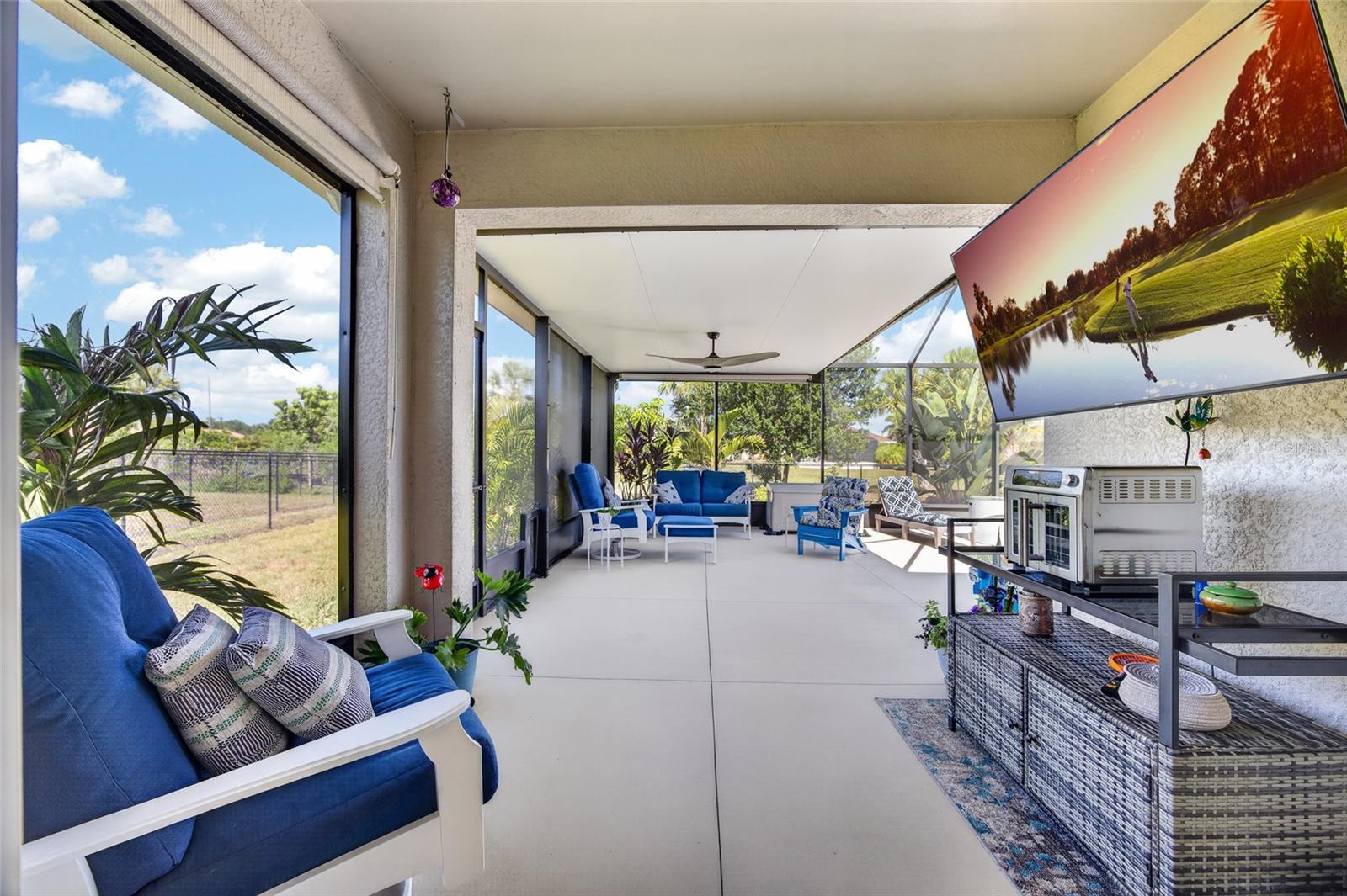 RIVER CLUB - Residential