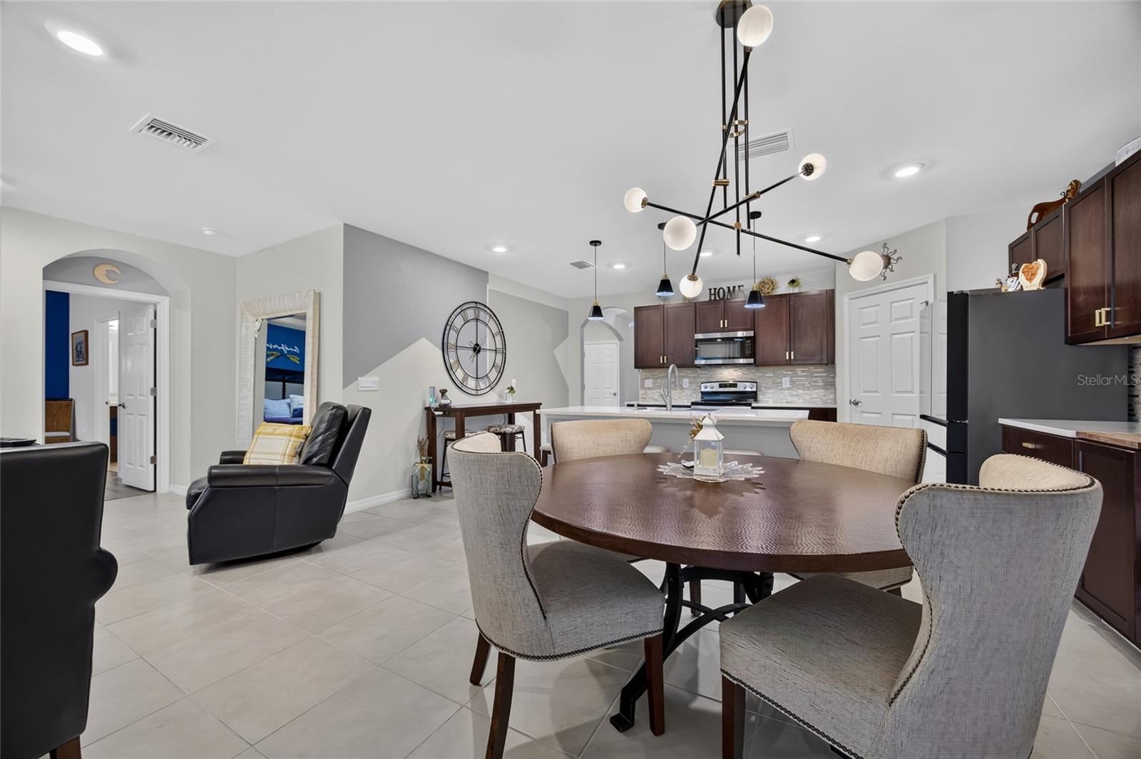 RIVER CLUB - Residential