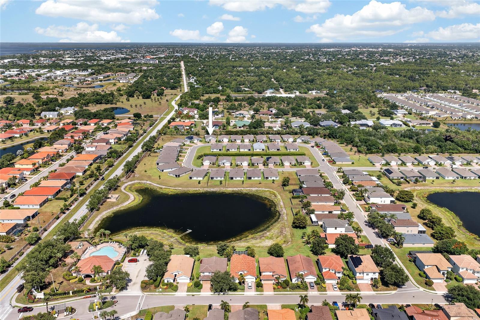 RIVER CLUB - Residential