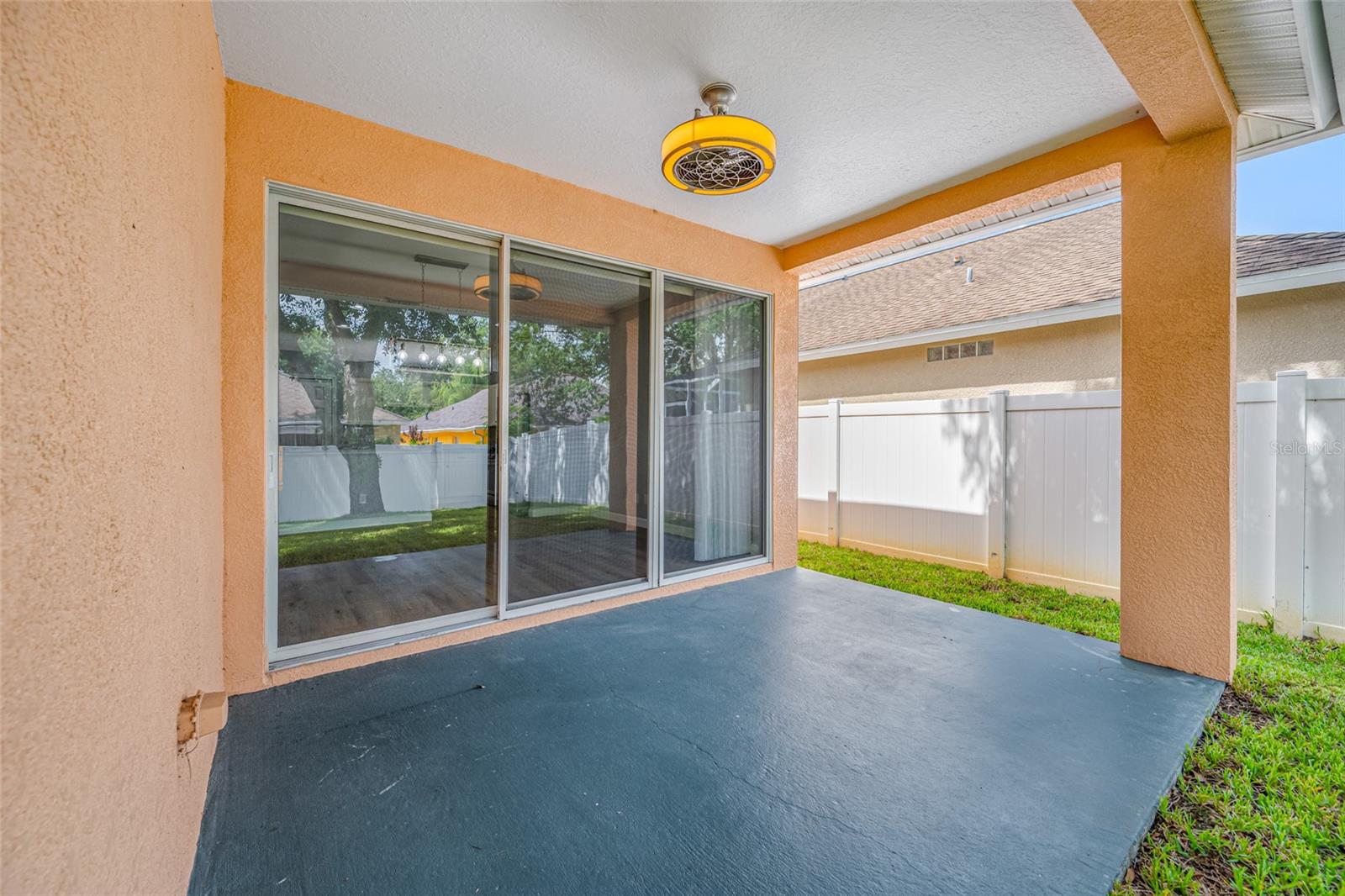 HIDDEN OAKS AT TEMPLE TERRACE - Residential