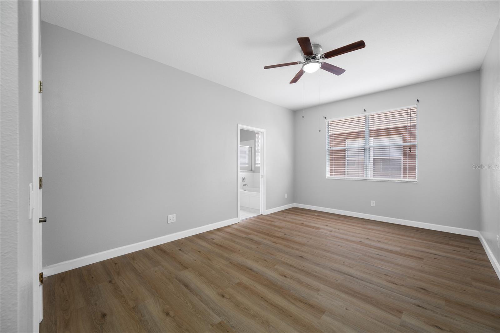 HIDDEN OAKS AT TEMPLE TERRACE - Residential
