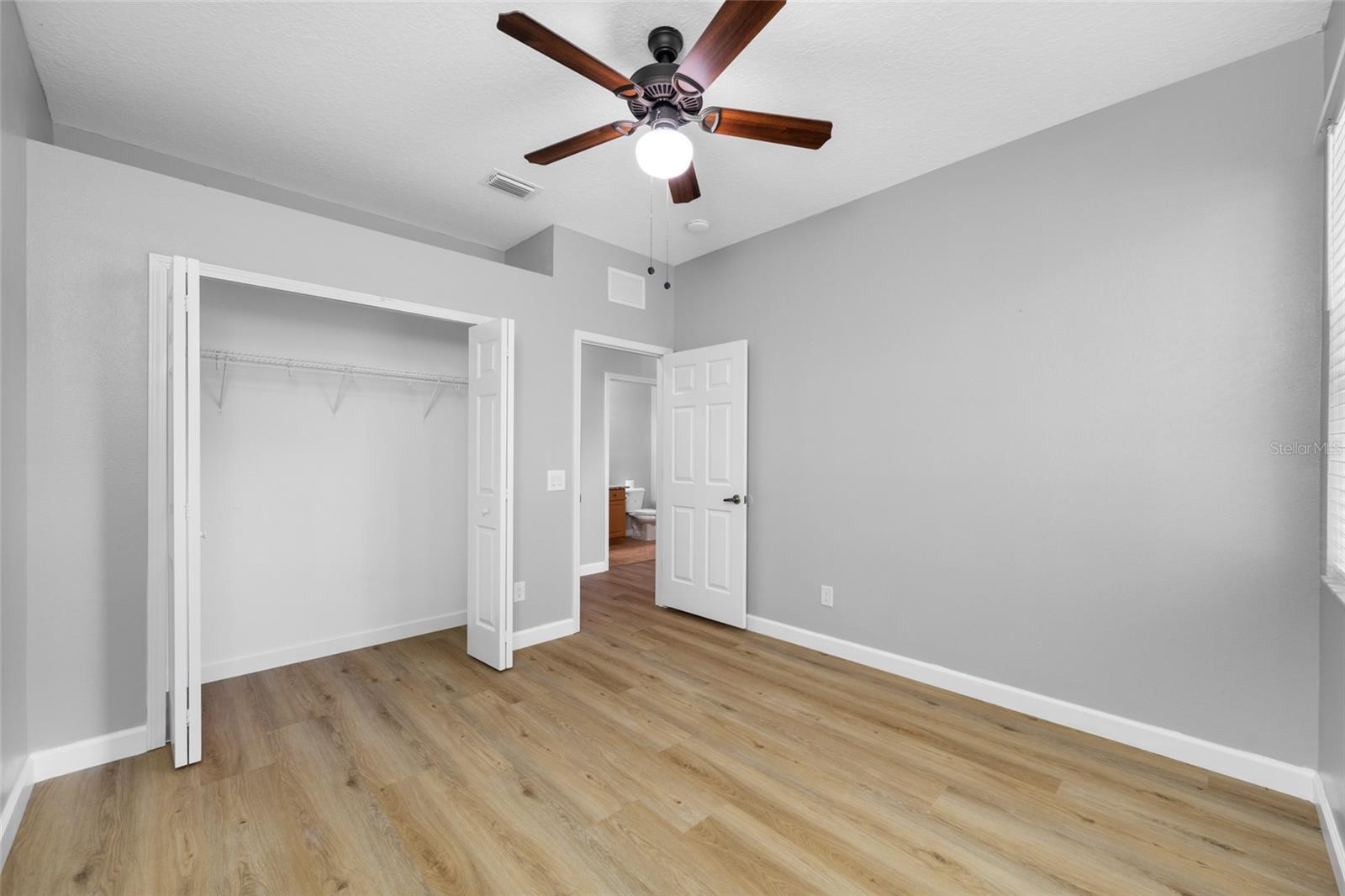 HIDDEN OAKS AT TEMPLE TERRACE - Residential