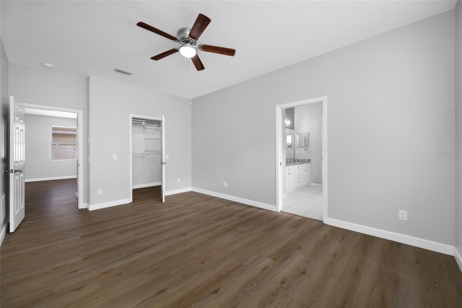 HIDDEN OAKS AT TEMPLE TERRACE - Residential