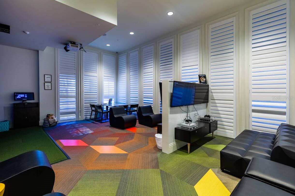 SOLARA RESORT VACATION VILLAS REP - Residential