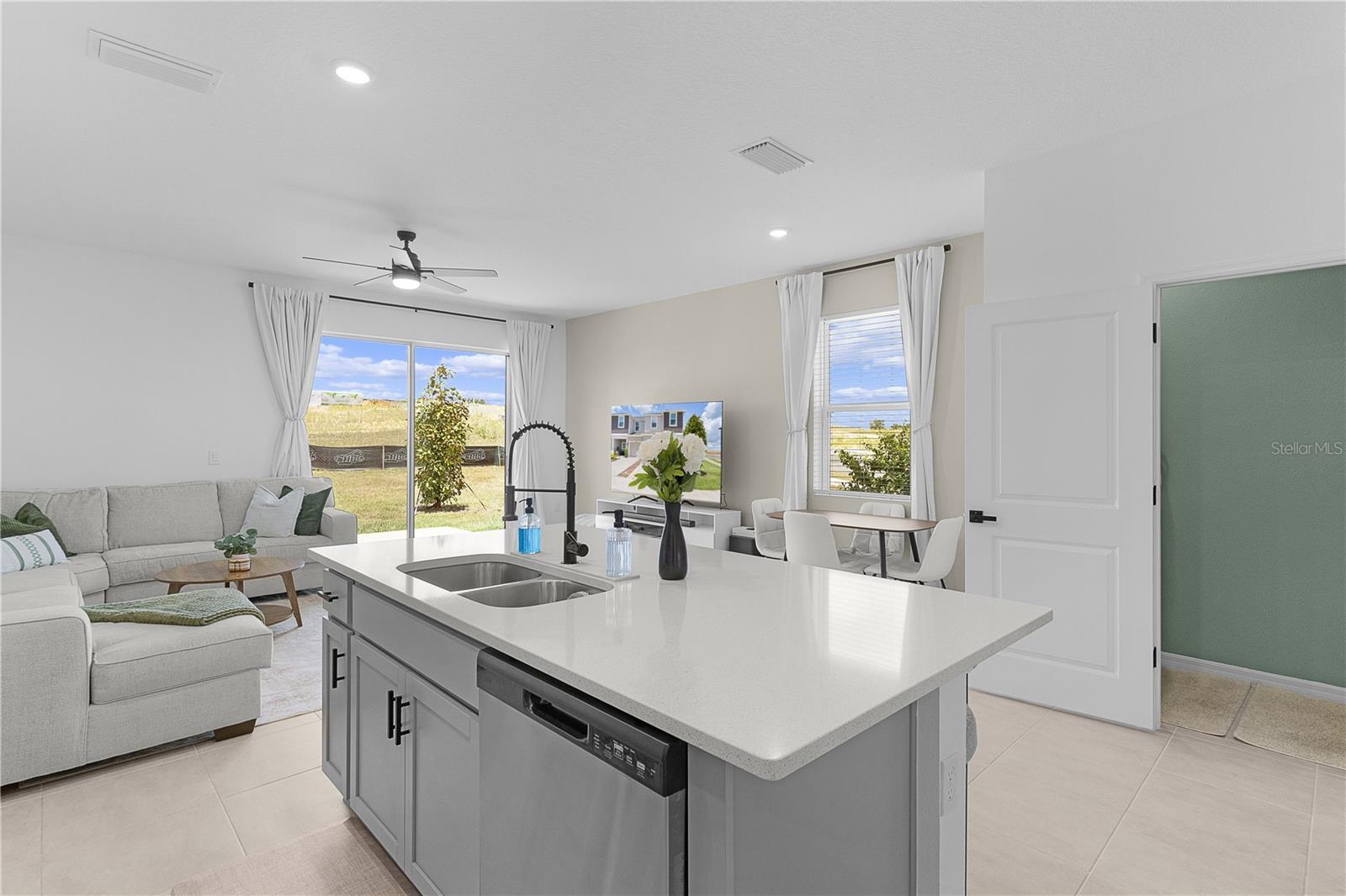 WATERSTONE - Residential
