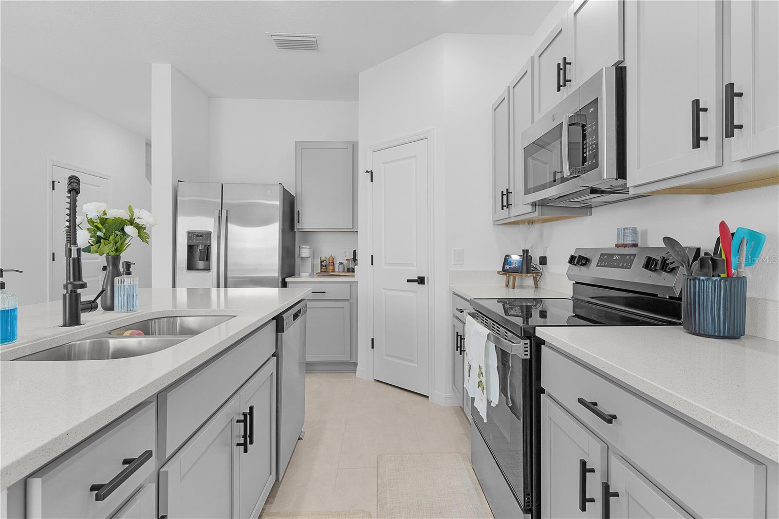 WATERSTONE - Residential