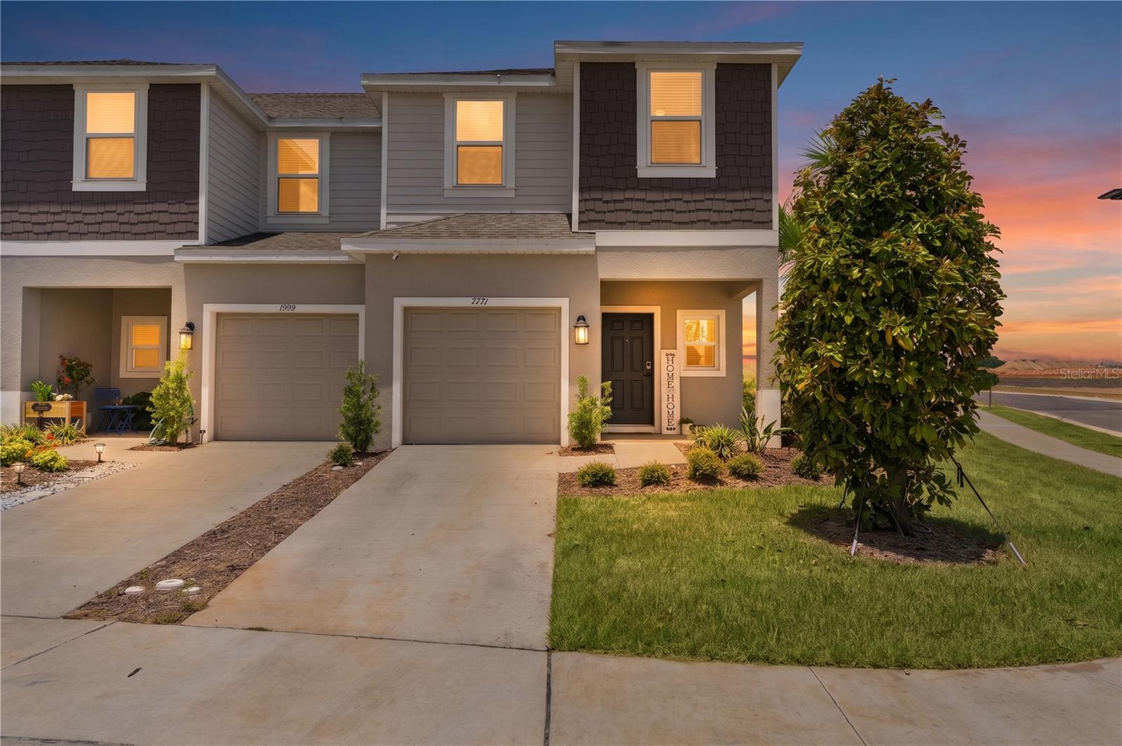 WATERSTONE - Residential