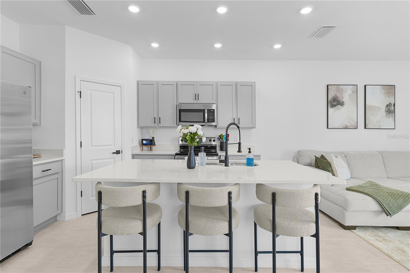 WATERSTONE - Residential