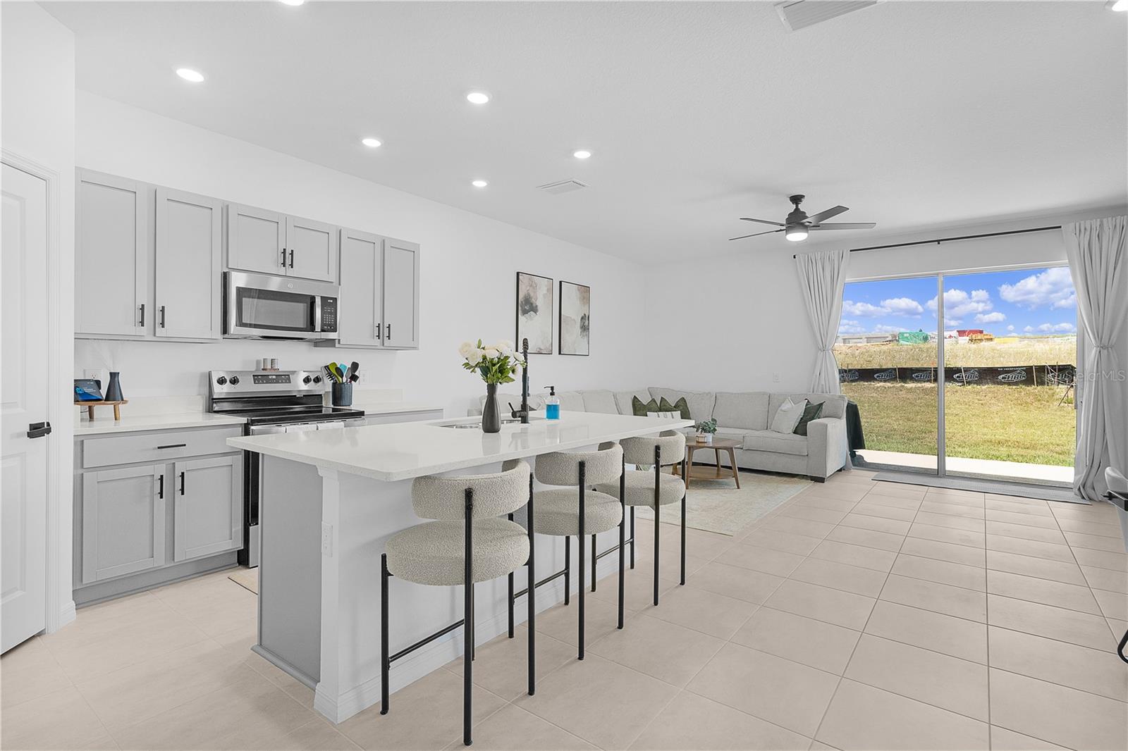 WATERSTONE - Residential