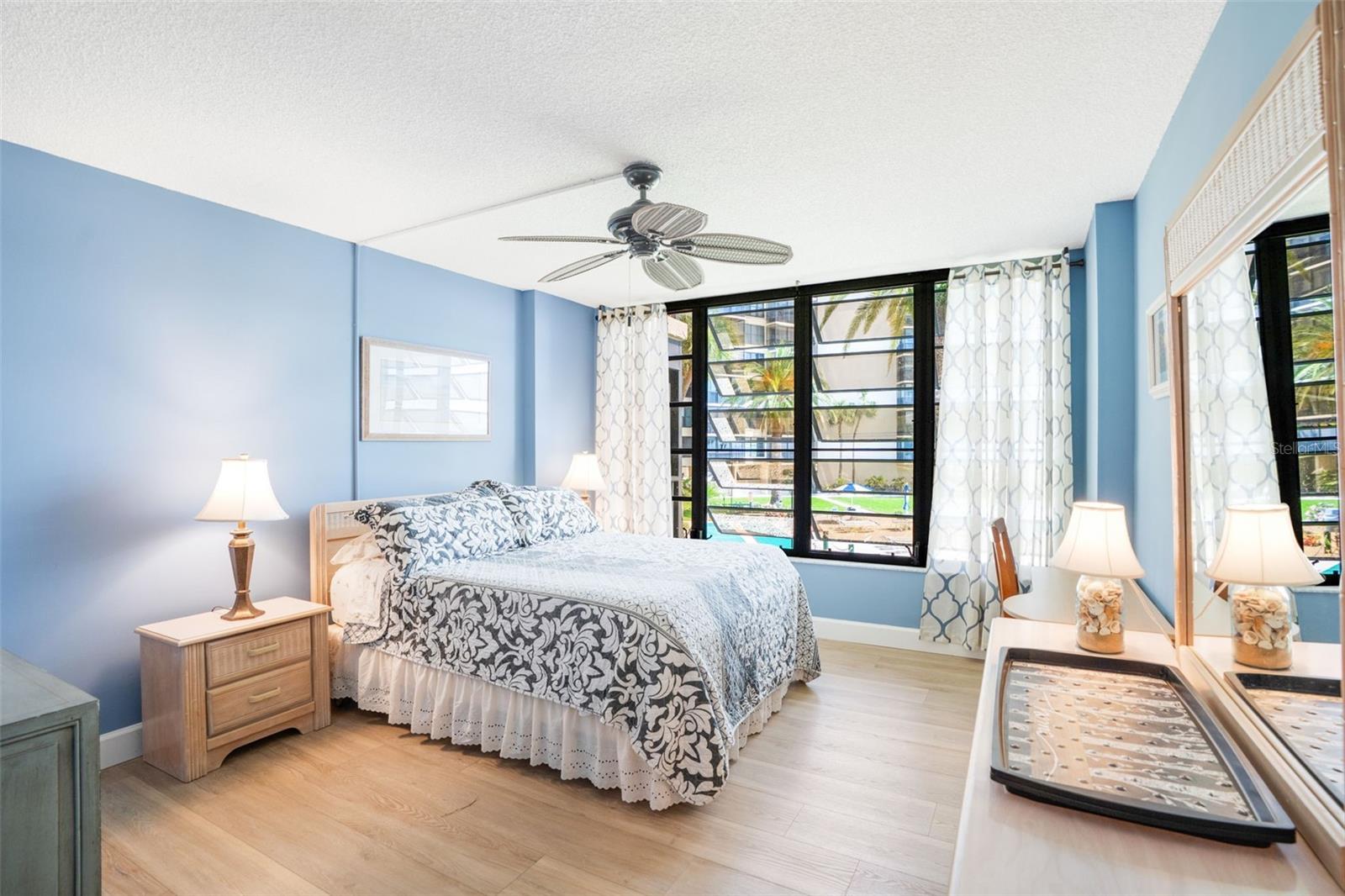 SHORE MARINER THE CONDO - Residential