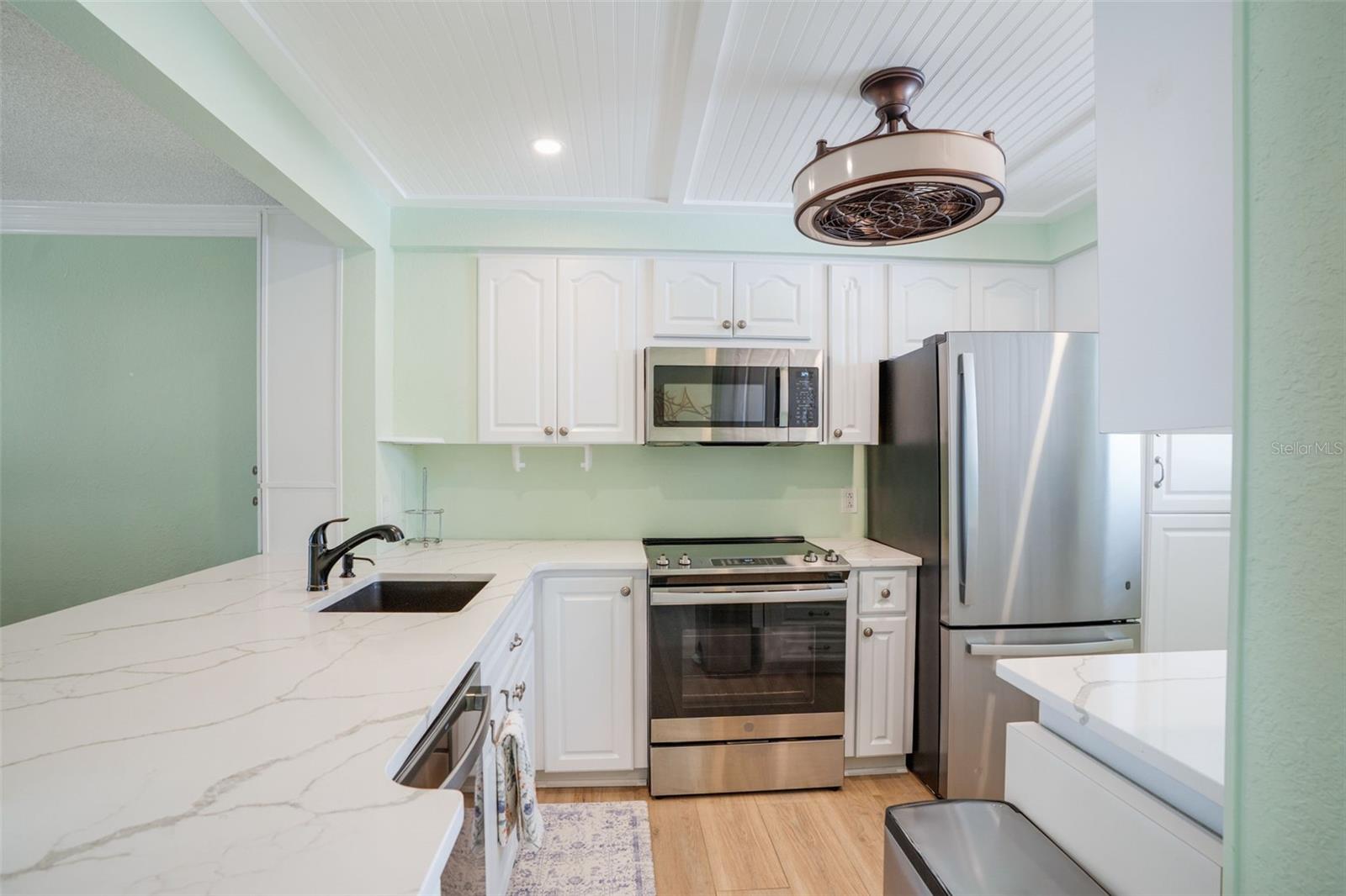 SHORE MARINER THE CONDO - Residential