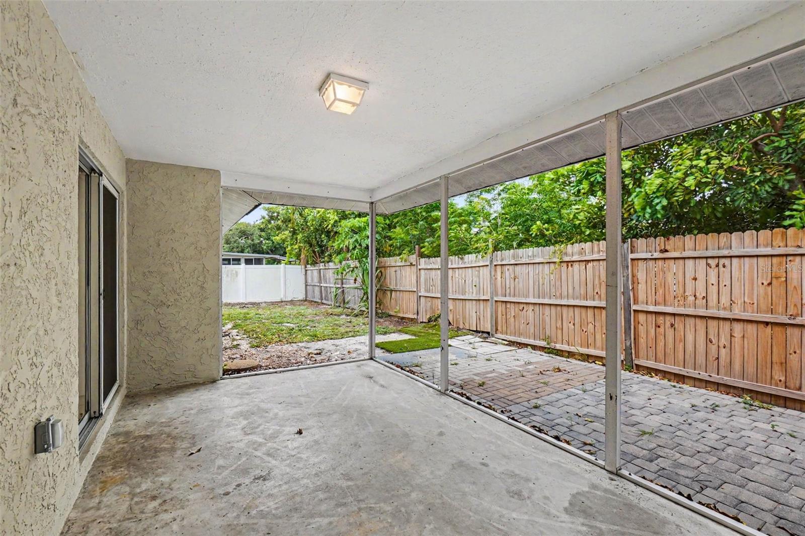 SARASOTA SPGS - Residential
