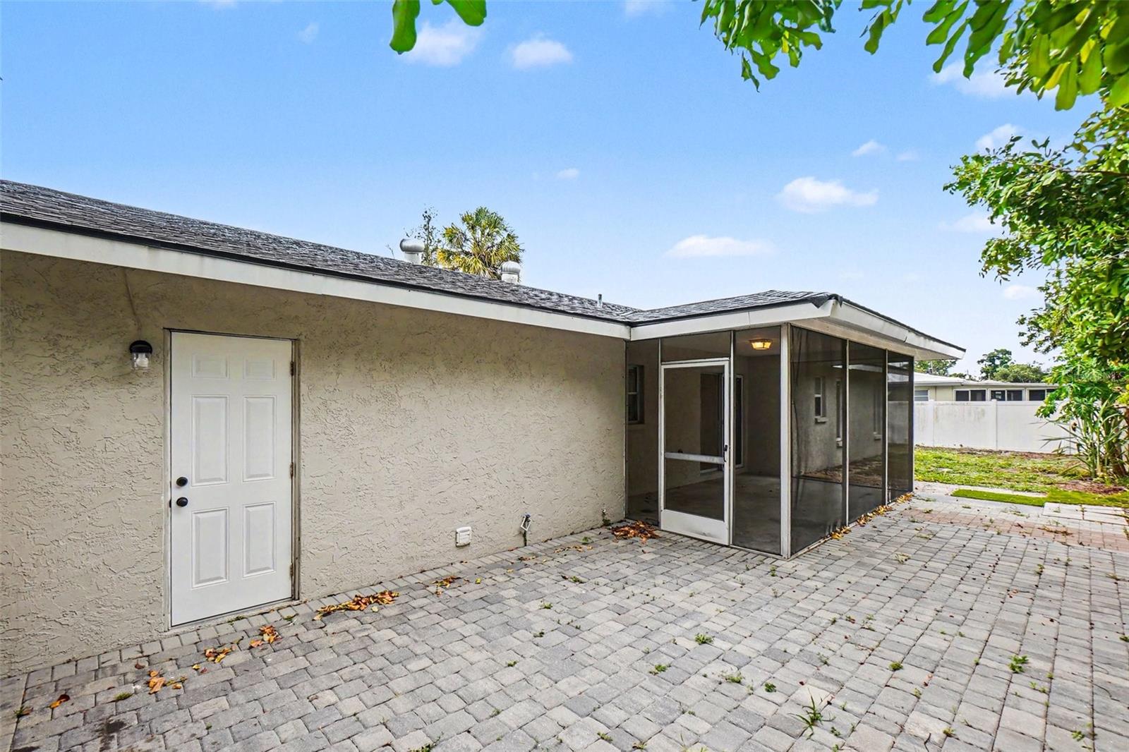 SARASOTA SPGS - Residential