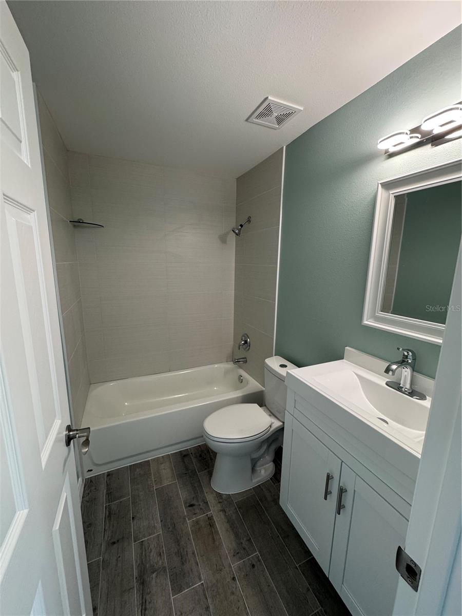 VENETIAN ARMS SEC 1 - Residential
