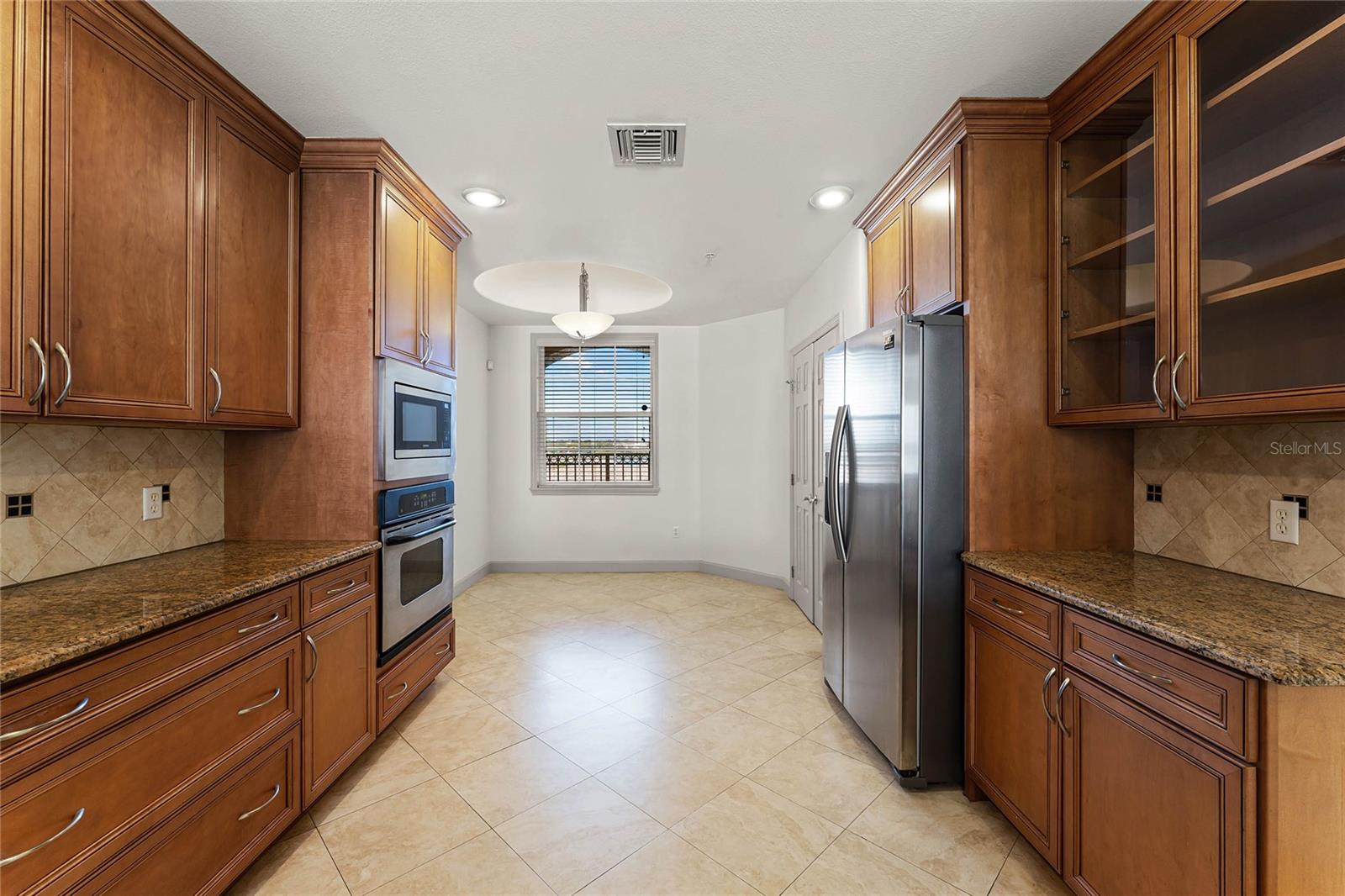 VIZCAYA HEIGHTS CONDO - Residential