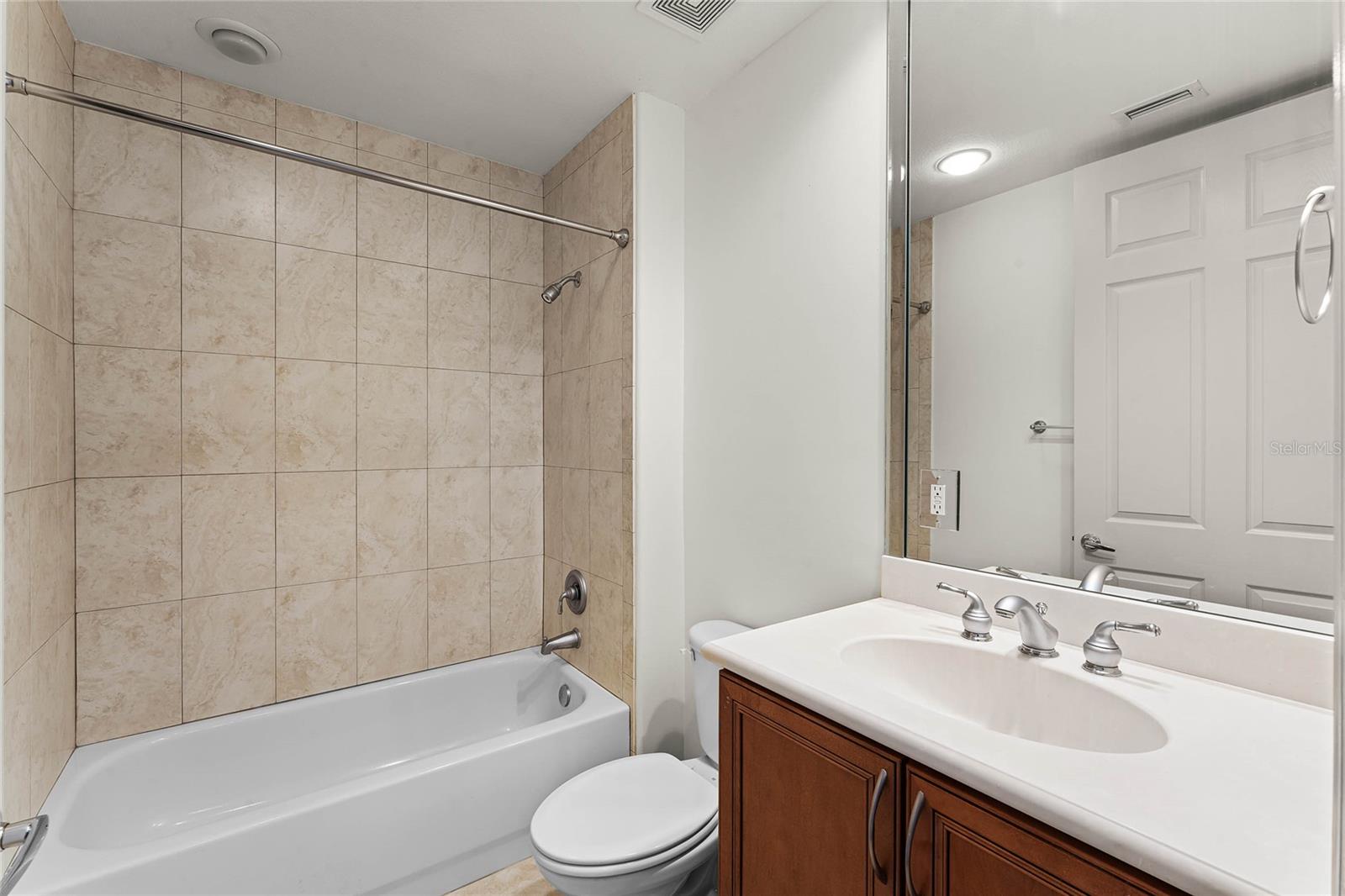 VIZCAYA HEIGHTS CONDO - Residential
