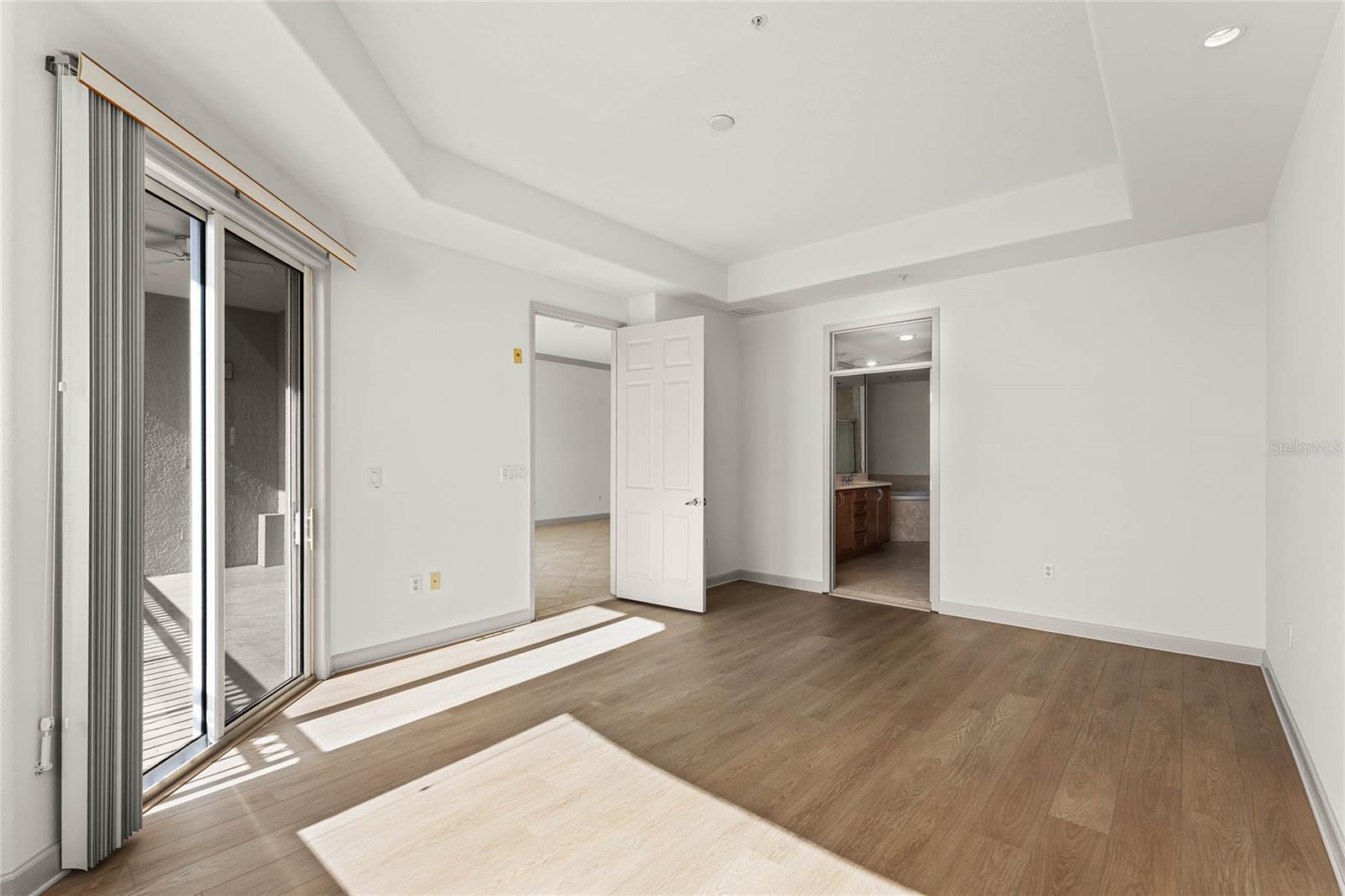 VIZCAYA HEIGHTS CONDO - Residential