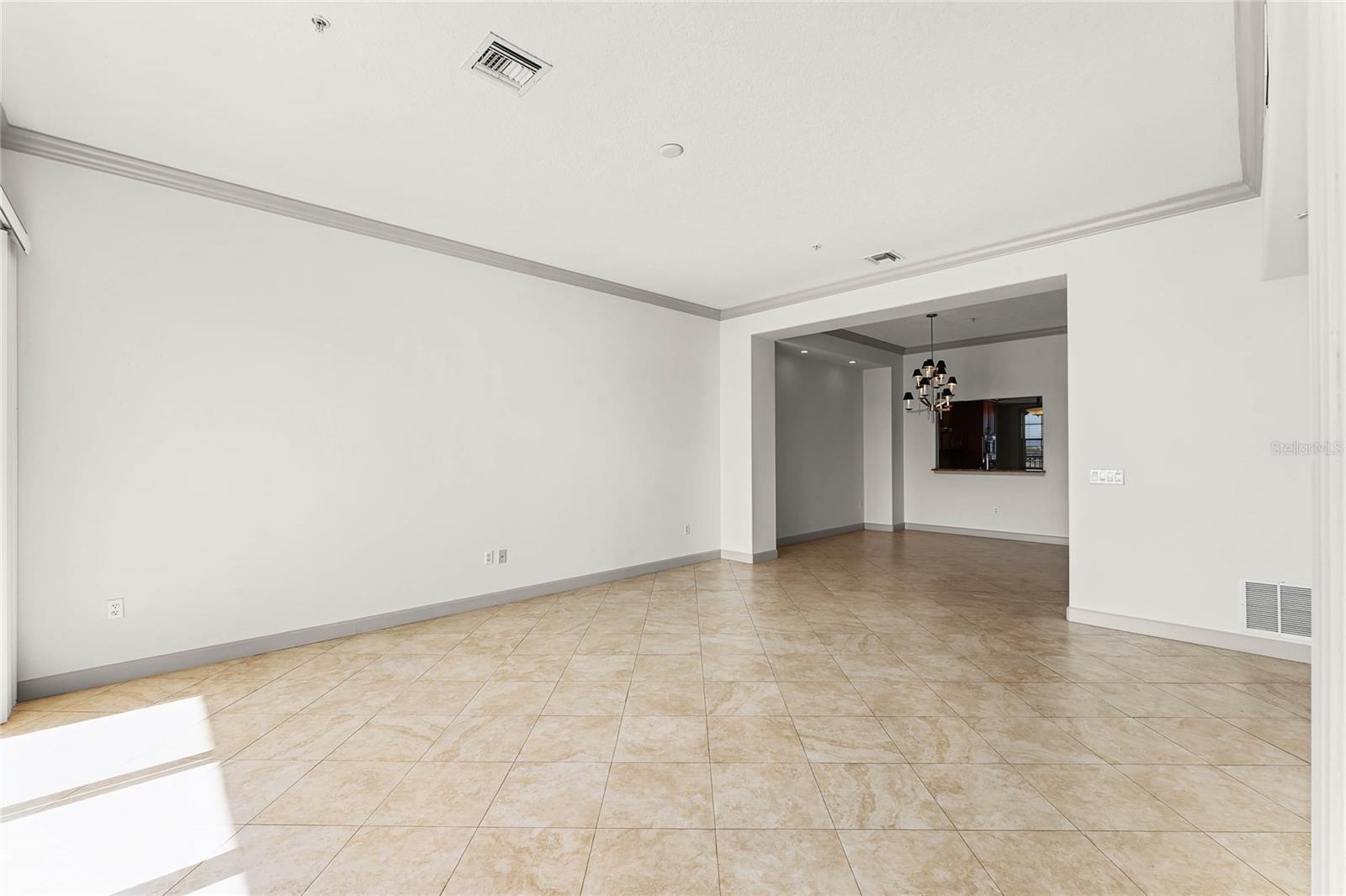 VIZCAYA HEIGHTS CONDO - Residential