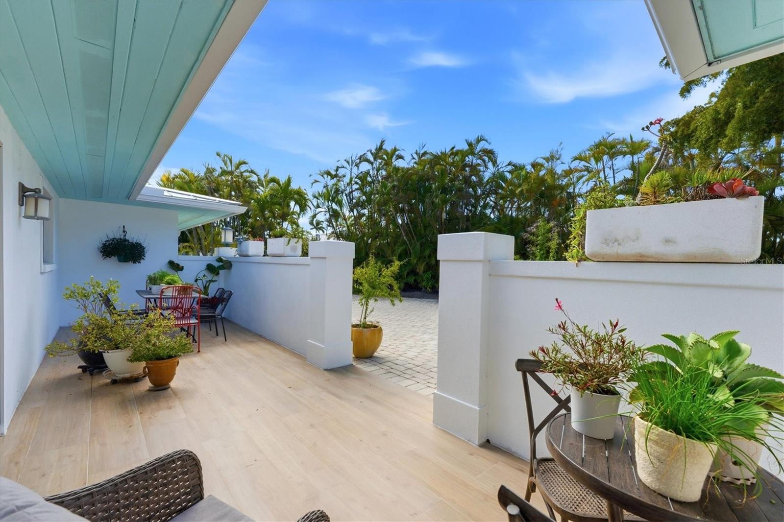 BAY PALMS ADD 8TH UN - Residential