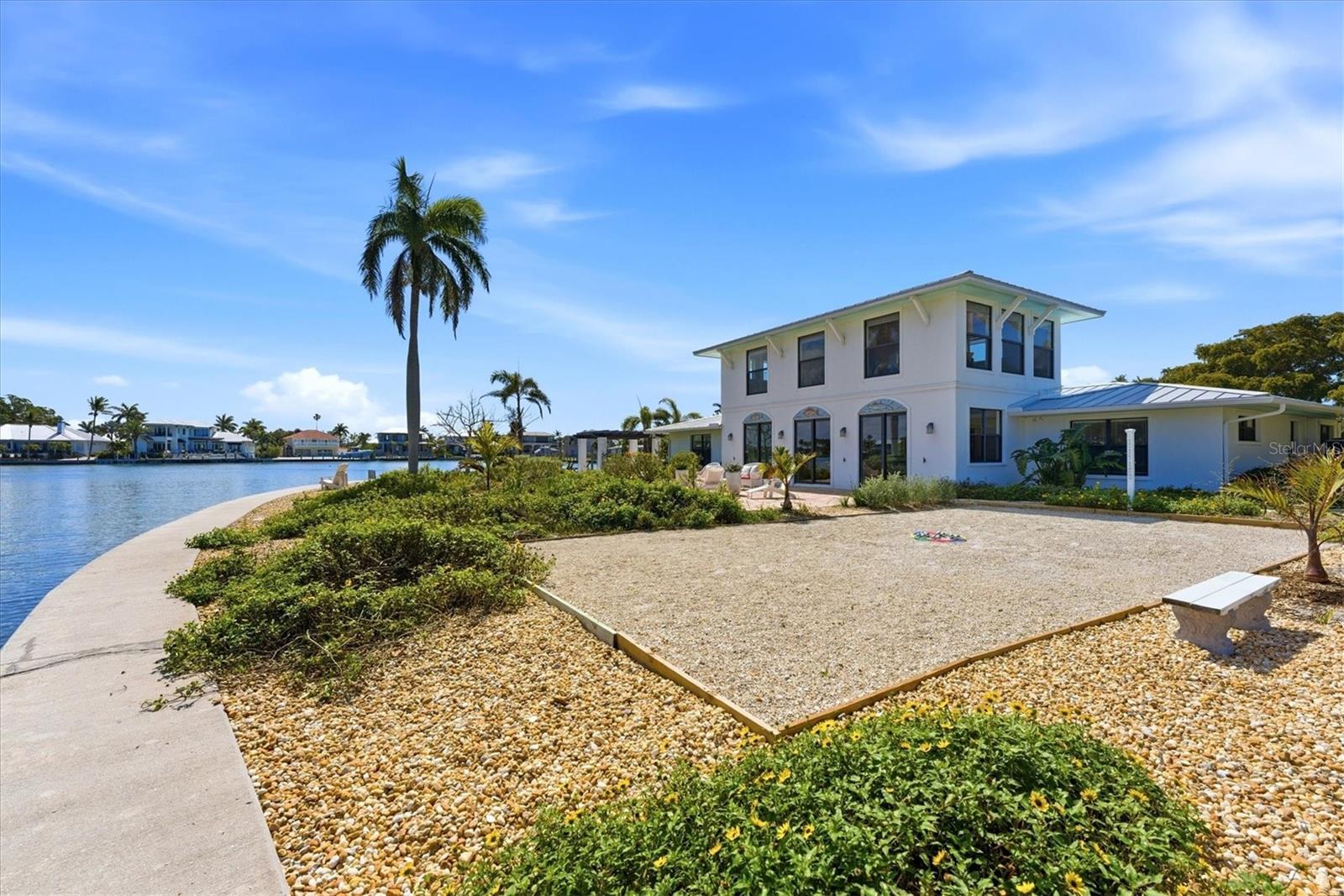 BAY PALMS ADD 8TH UN - Residential