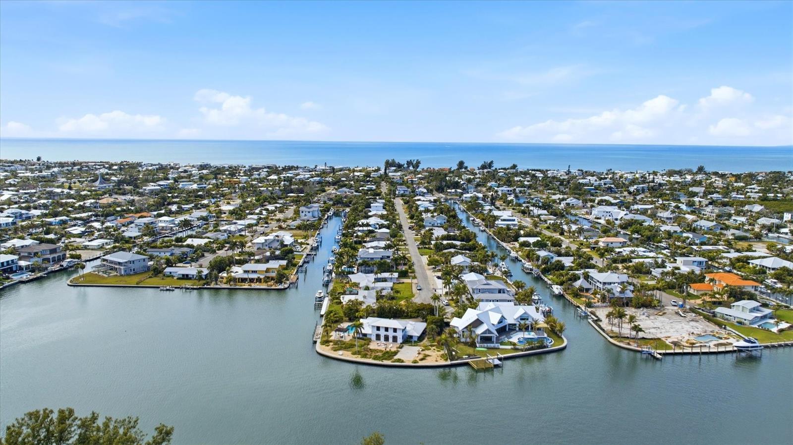 BAY PALMS ADD 8TH UN - Residential