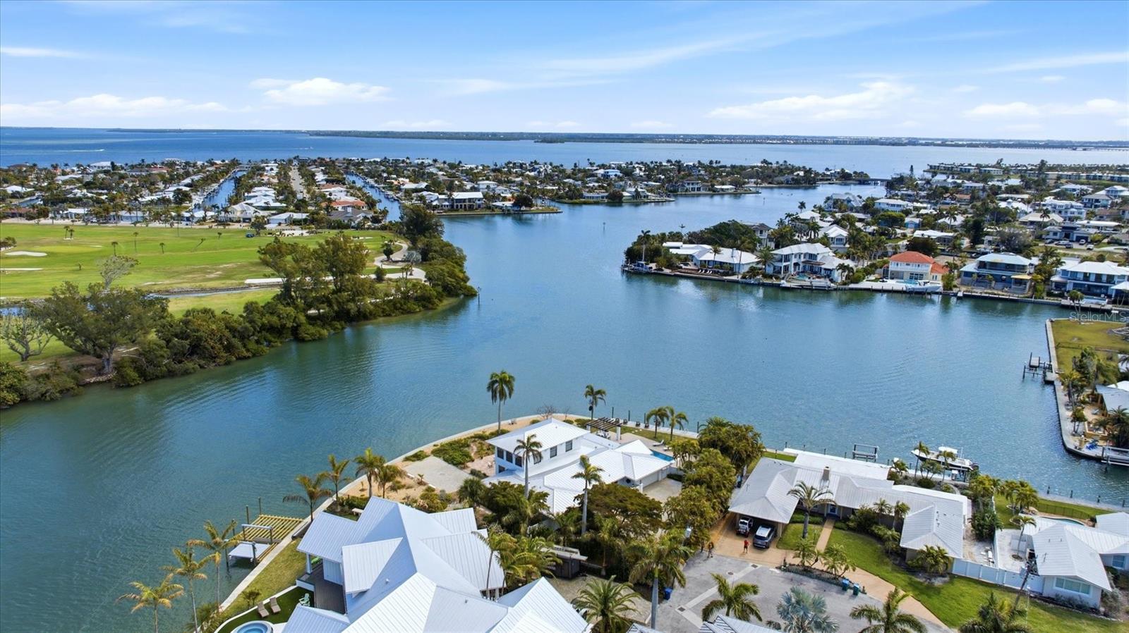 BAY PALMS ADD 8TH UN - Residential