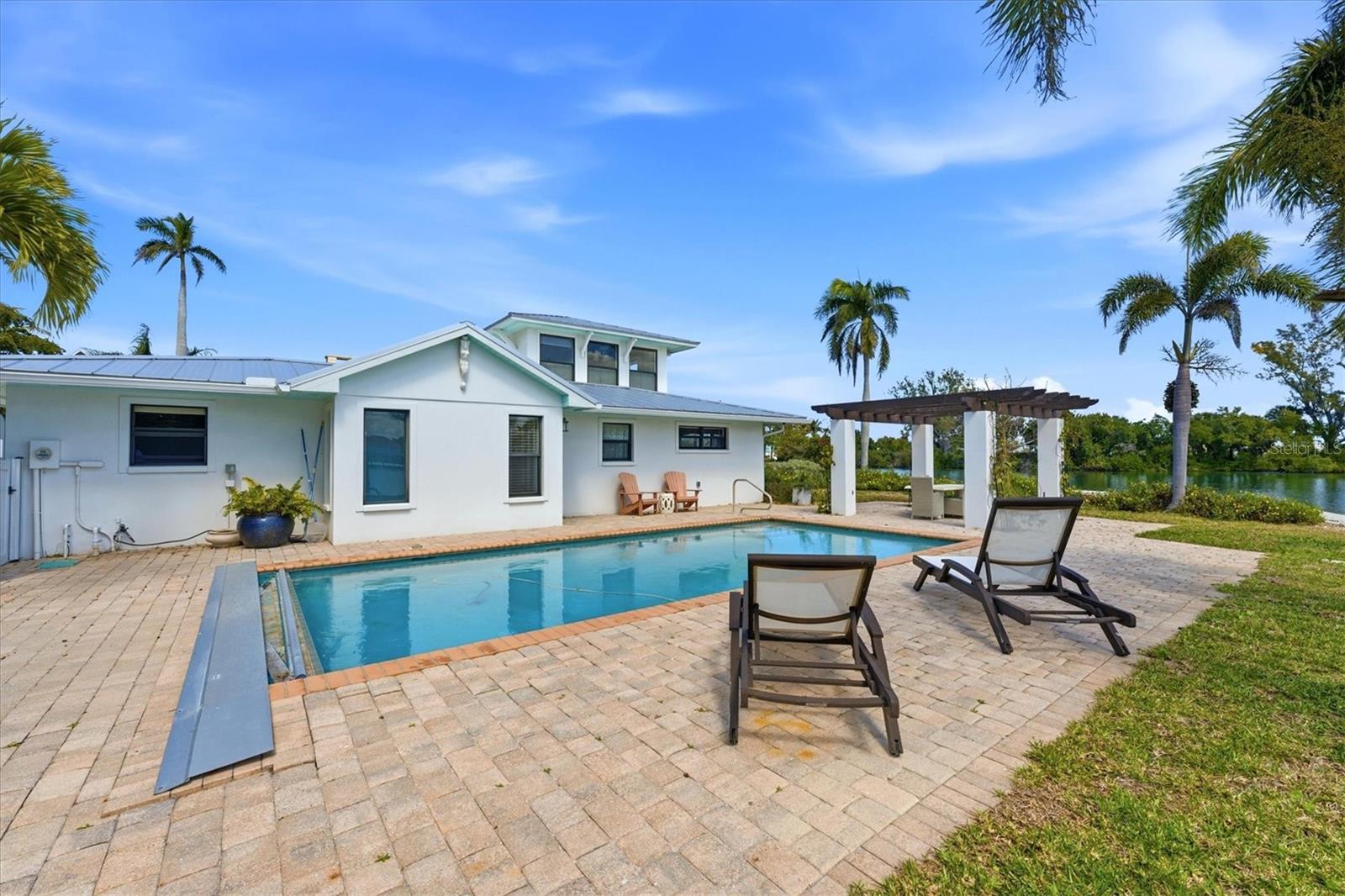 BAY PALMS ADD 8TH UN - Residential