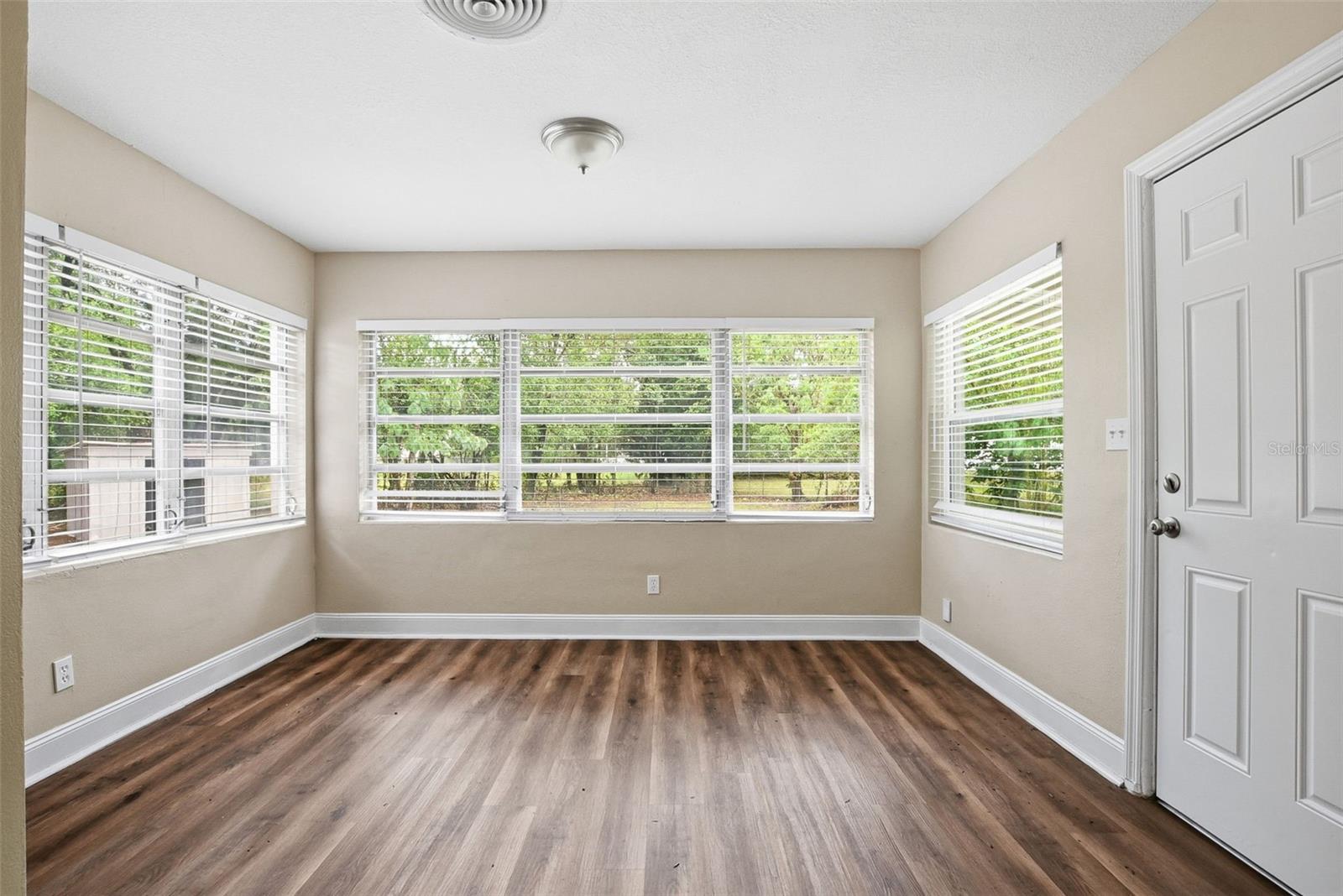 MEADOWBROOK ACRES - Residential