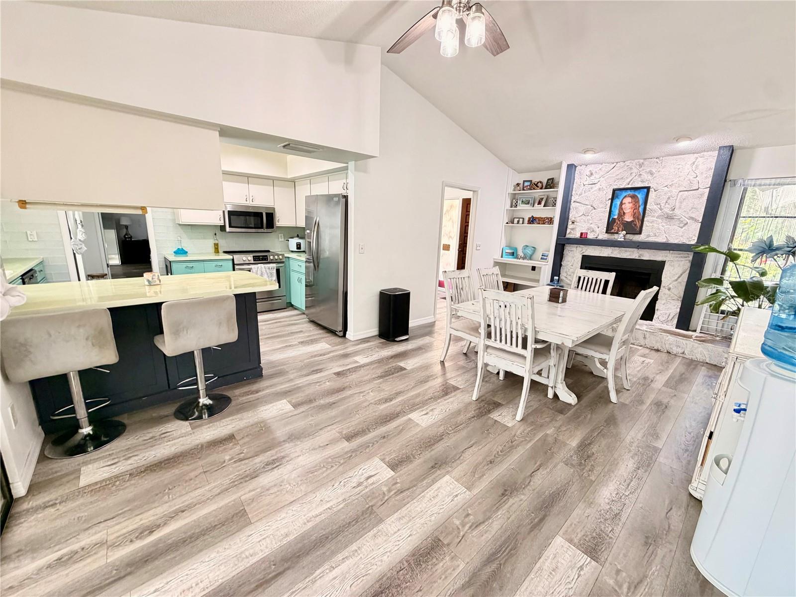 SUTTON PLACE - Residential