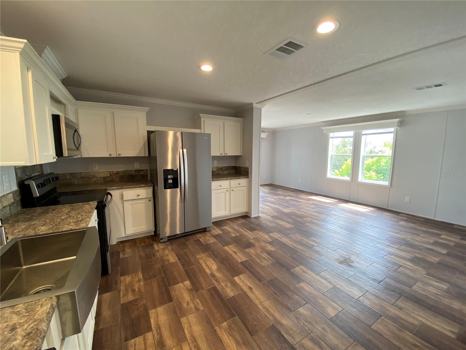 HARBOR COVE - Residential