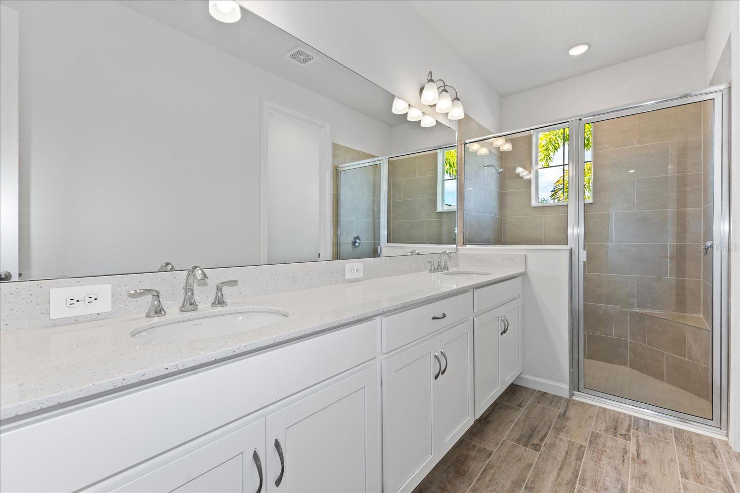 BRIGHTON JACARANDA - Residential