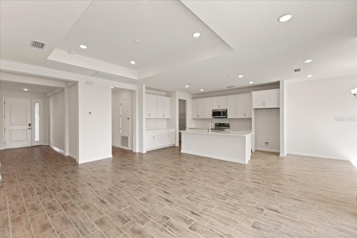 BRIGHTON JACARANDA - Residential