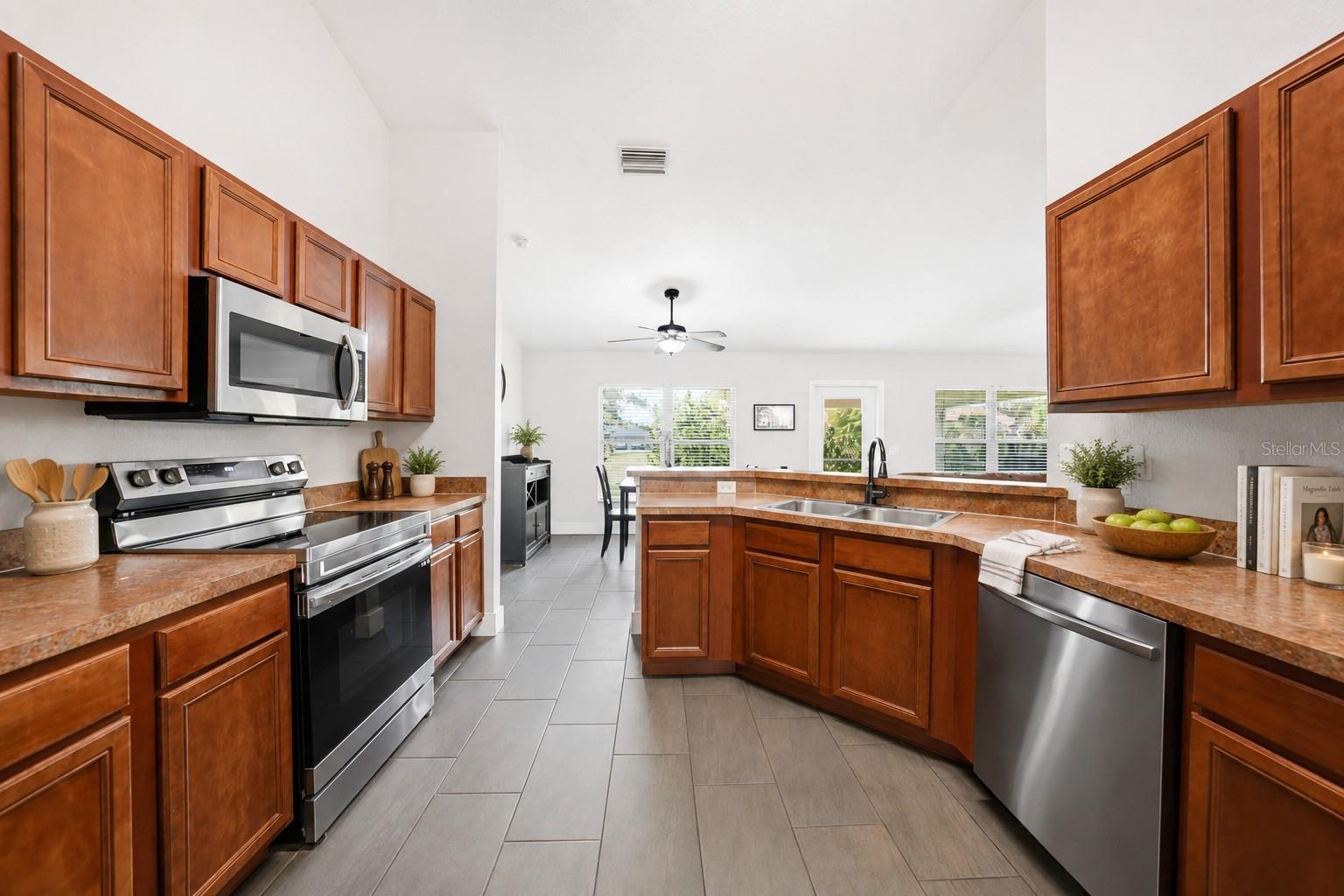 PUNTA GORDA ISLES SEC 23 - Residential