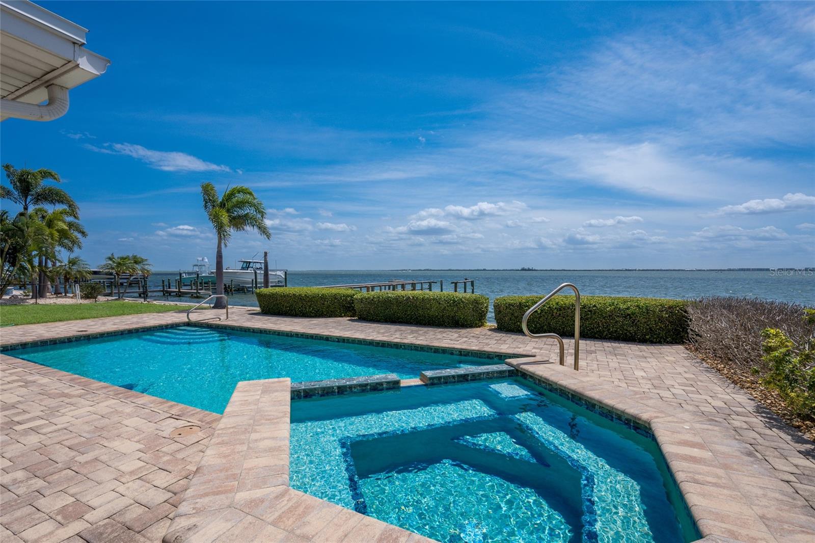 KEY ROYALE 8TH ADD - Residential