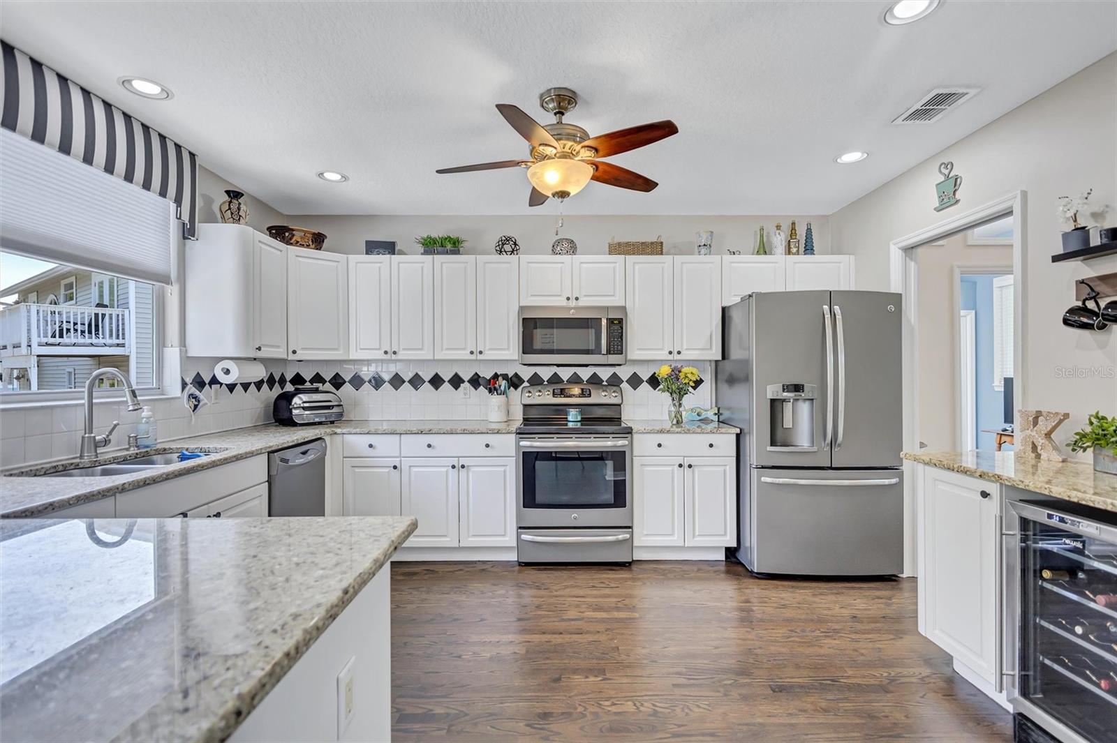 ST JOSEPH SOUND ESTATES - Residential