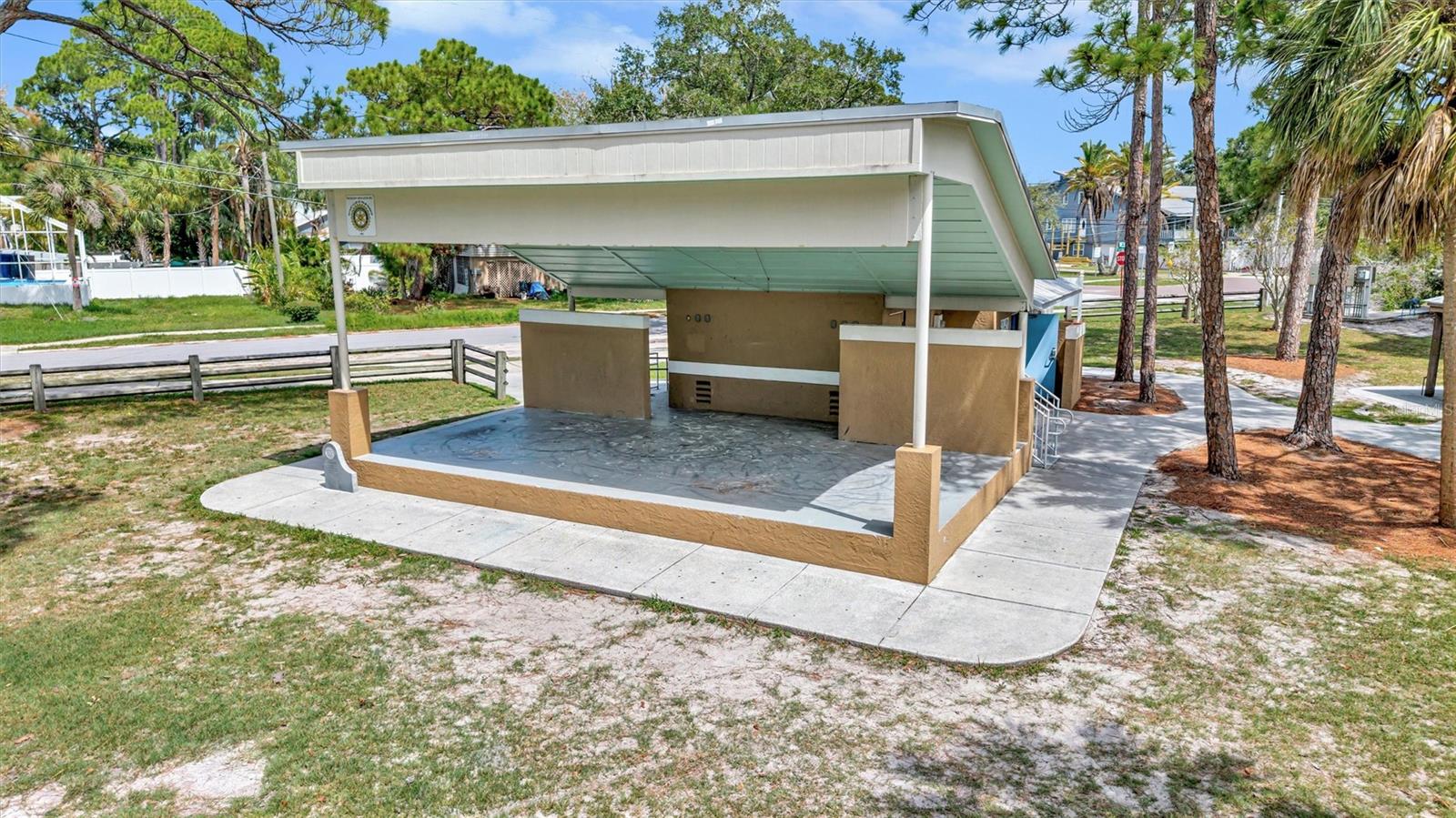 ST JOSEPH SOUND ESTATES - Residential