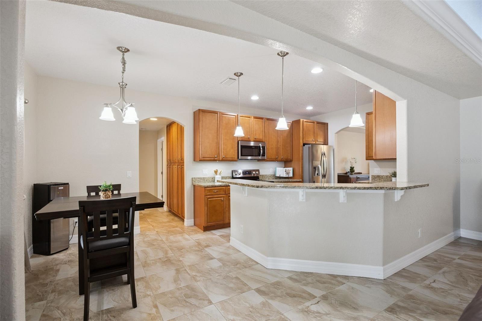 LAKE MILLS SHORES - Residential