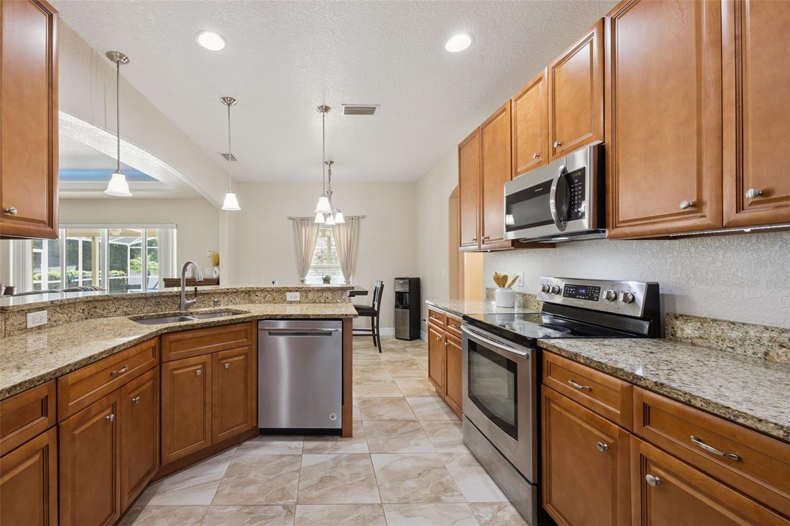 LAKE MILLS SHORES - Residential